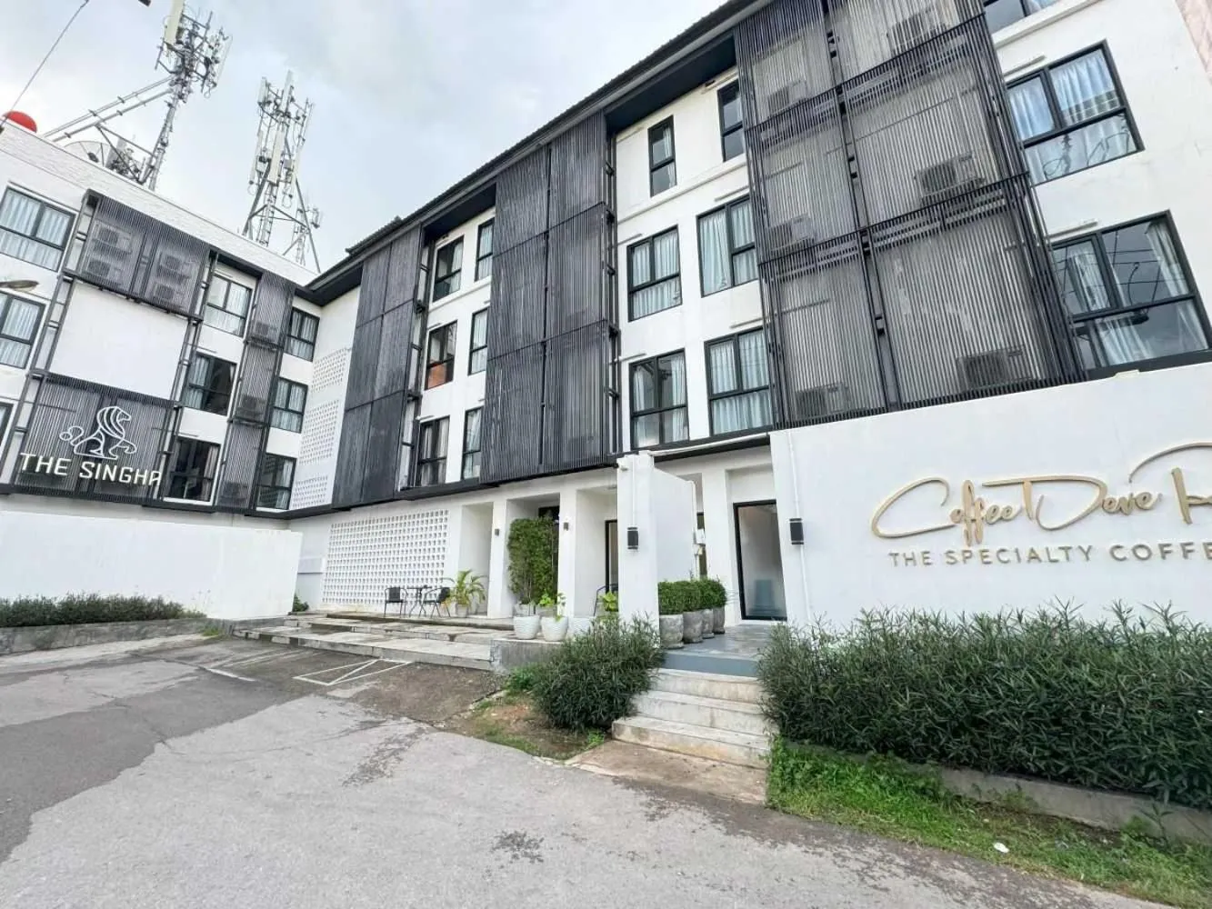 Facade/entrance in Collection O The Singha Chiangmai Hotel