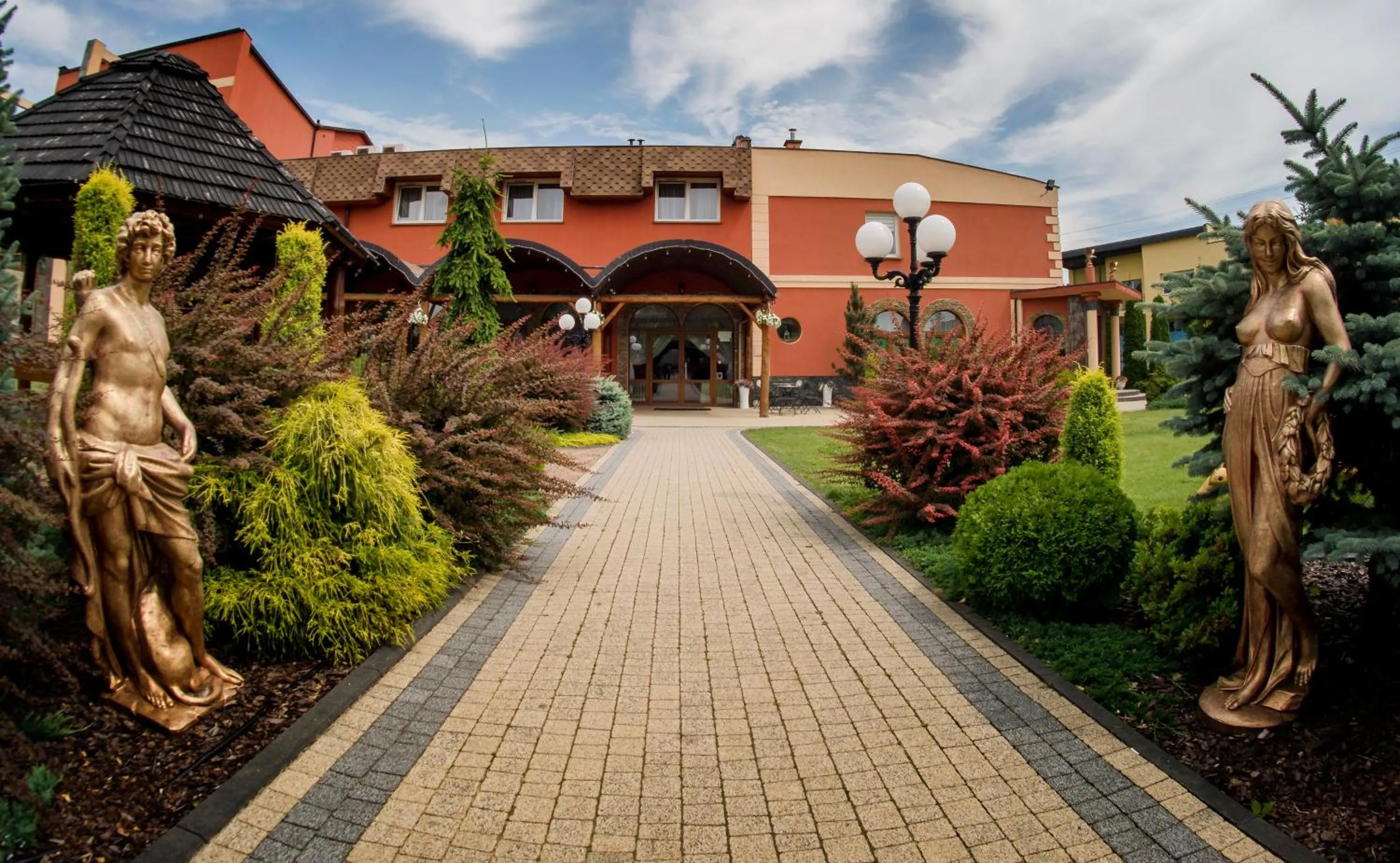 Garden view in Złote Arkady