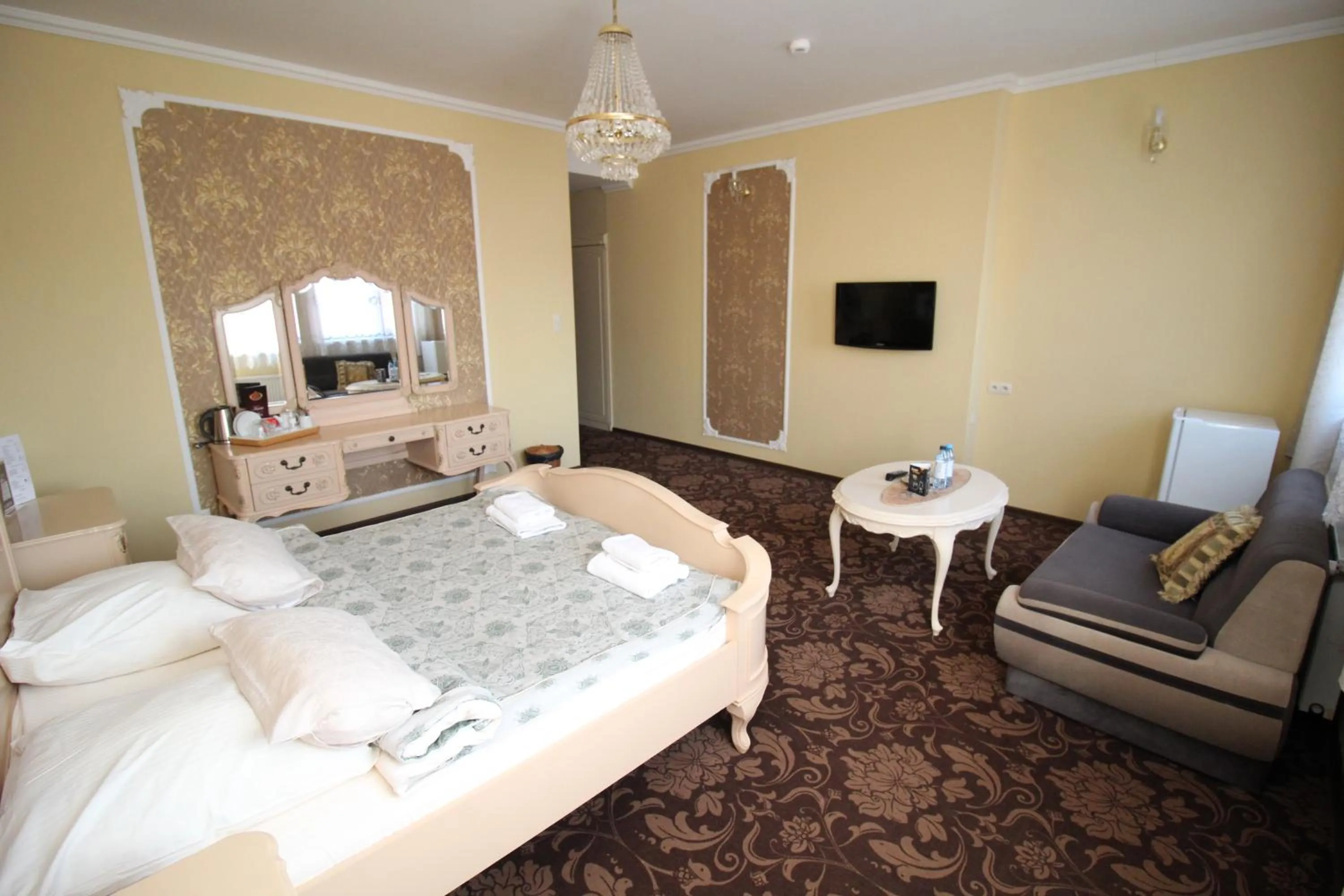 Bed in Złote Arkady