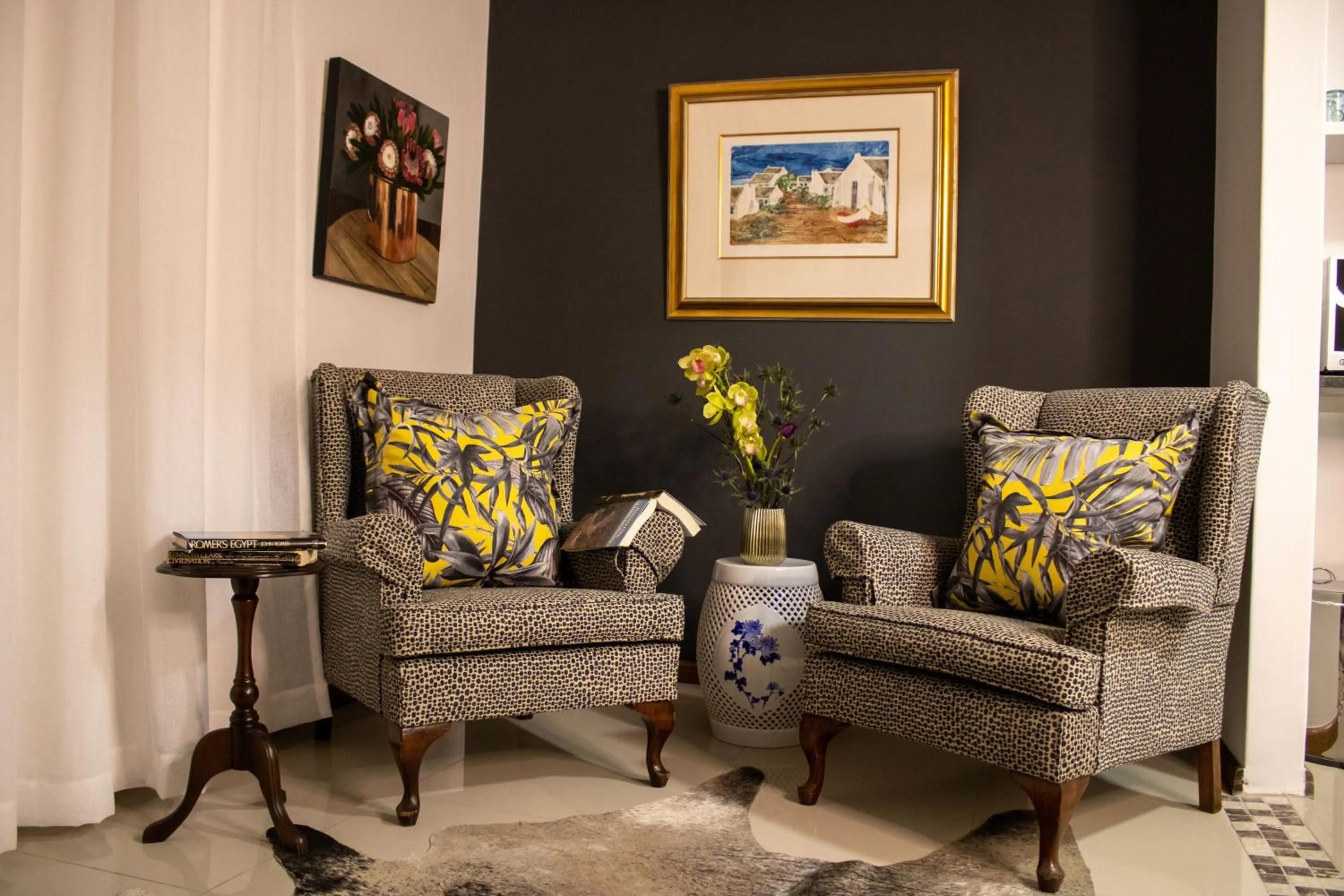 Living room in 5 Rembrandt Guesthouse