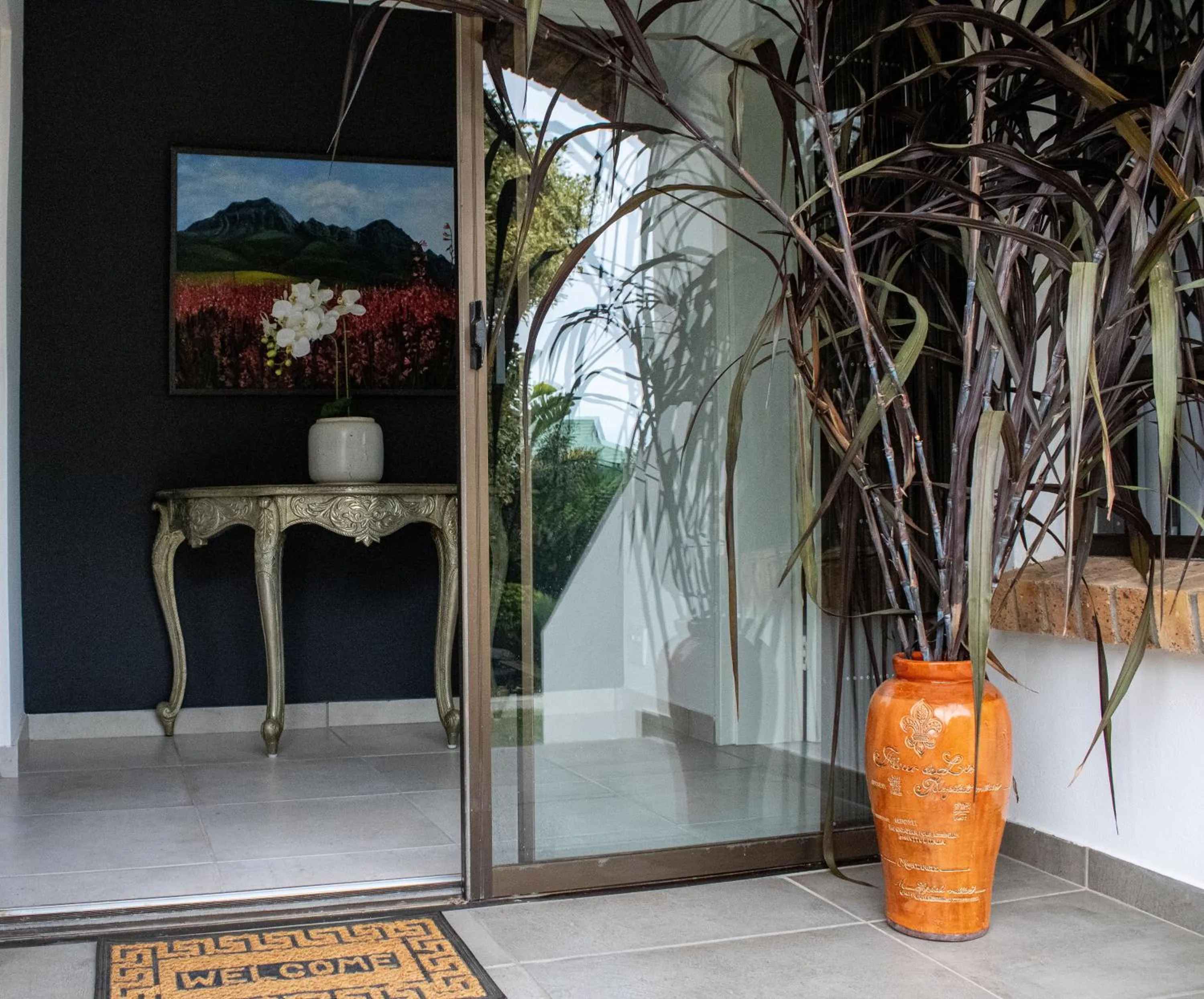 Patio in 5 Rembrandt Guesthouse