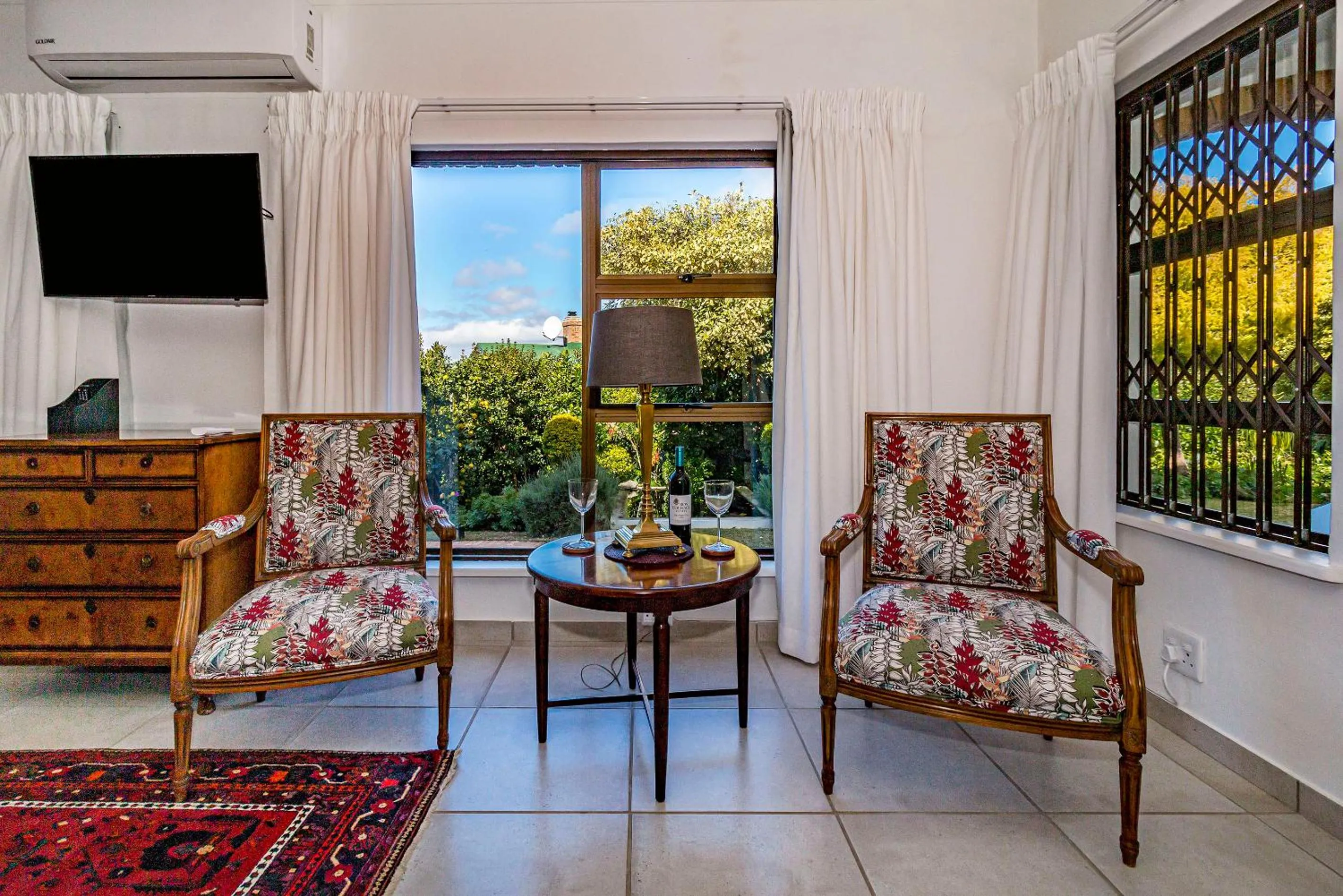 TV and multimedia in 5 Rembrandt Guesthouse