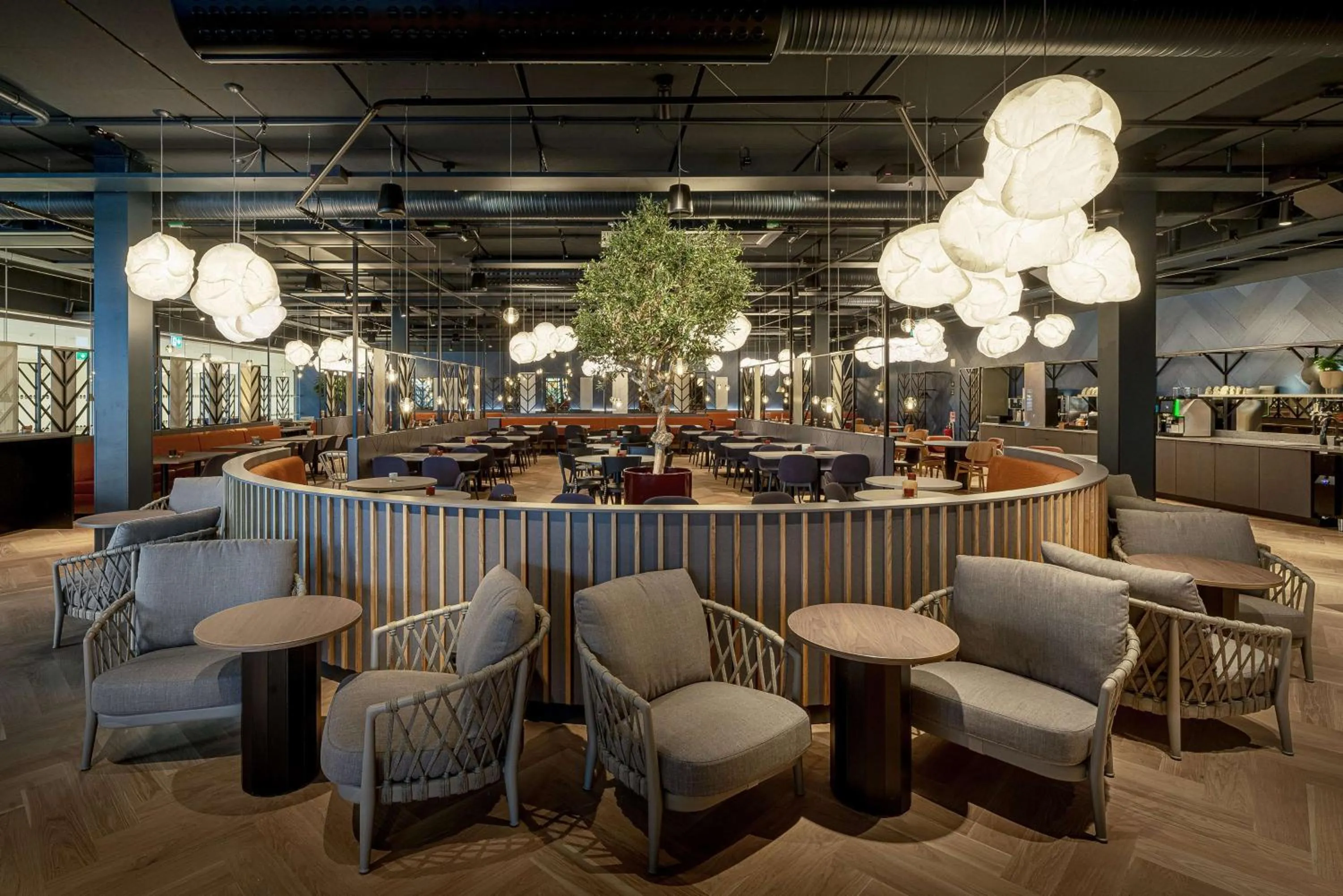 Restaurant/places to eat in Scandic Landvetter