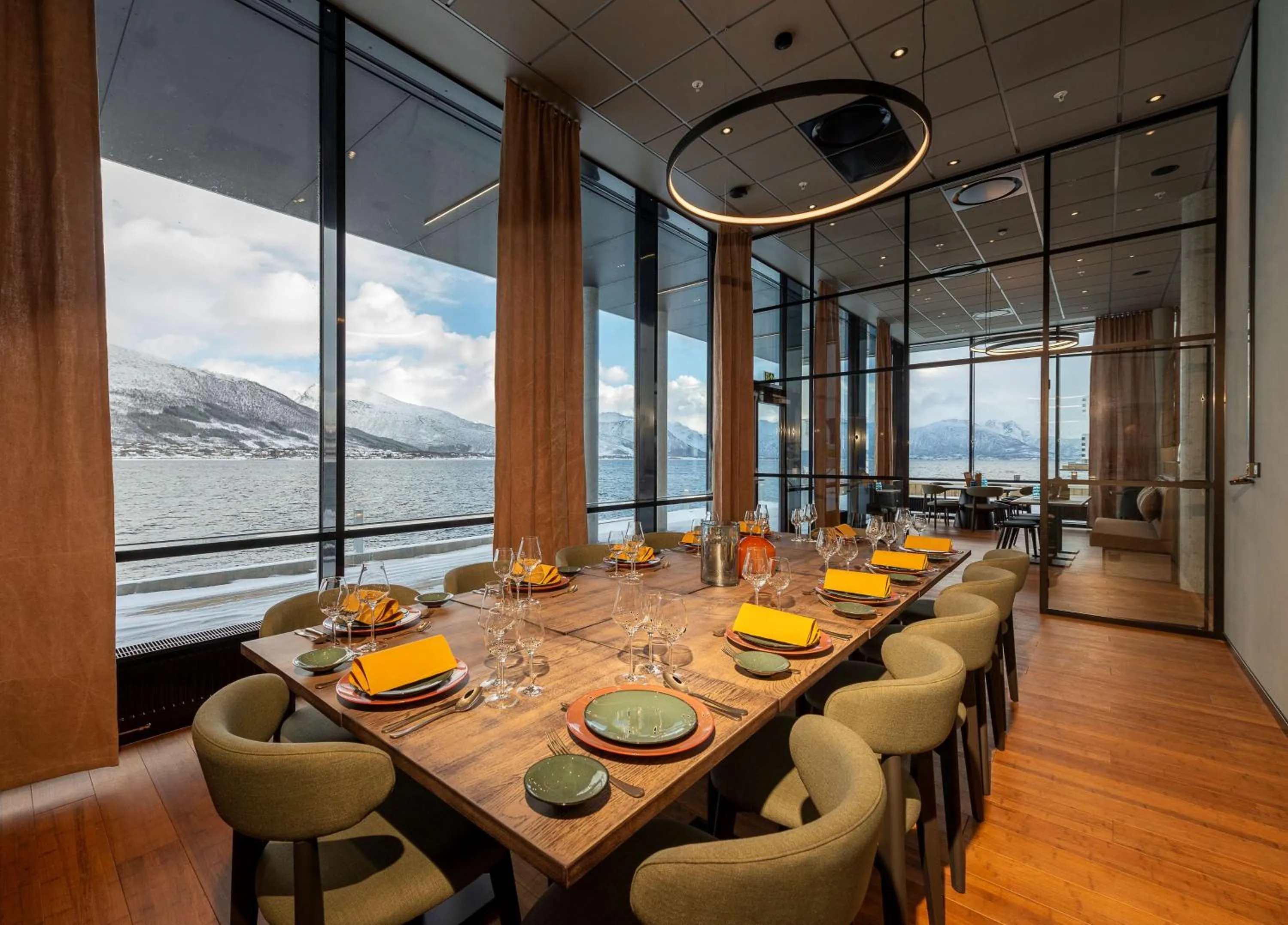 Restaurant/places to eat in Scandic Sortland
