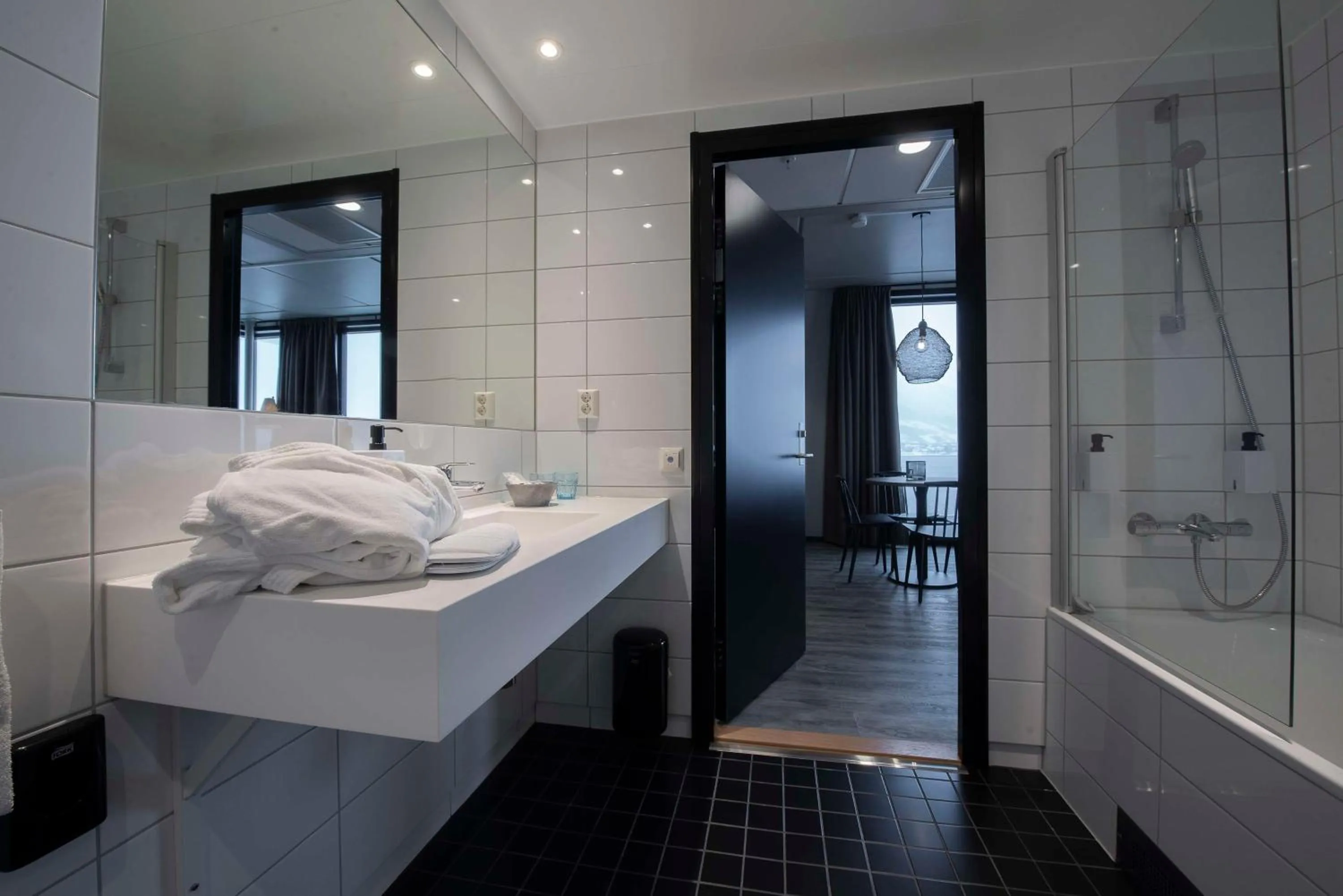 Bedroom, Bed in Scandic Sortland