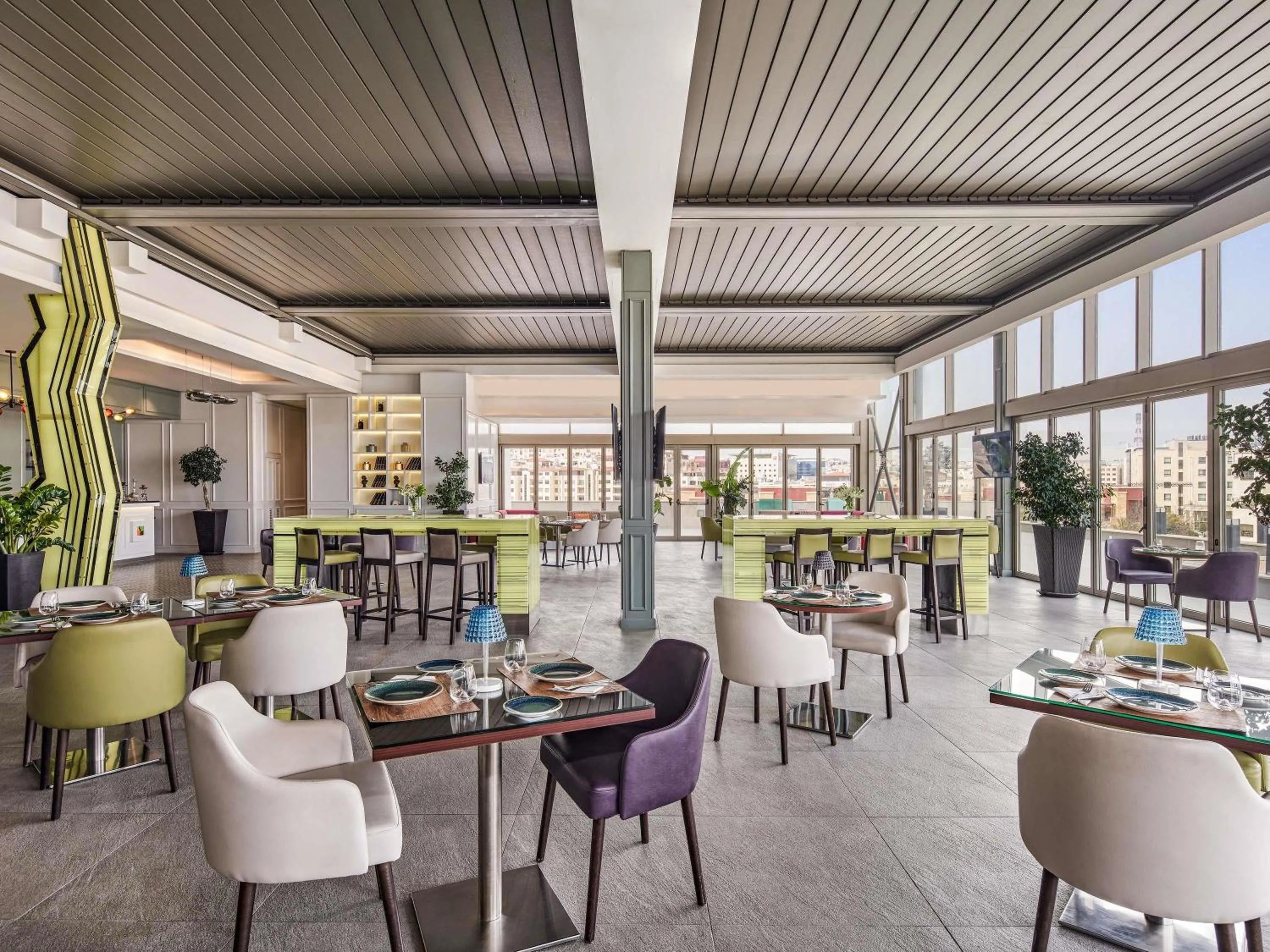 Restaurant/places to eat in Mövenpick Hotel Amman