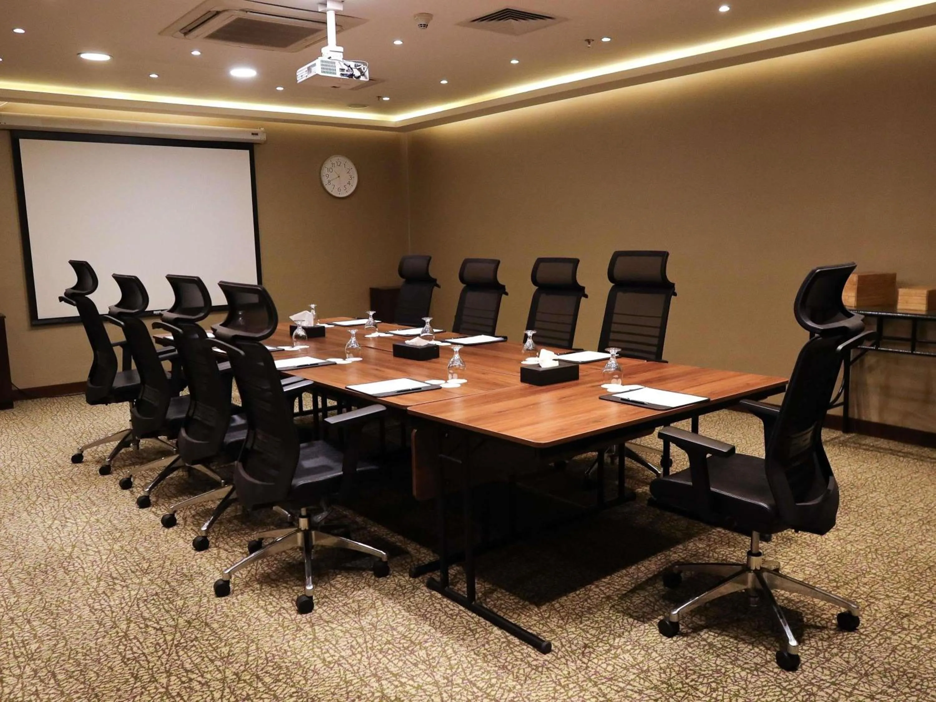 Meeting/conference room in Mövenpick Hotel Amman