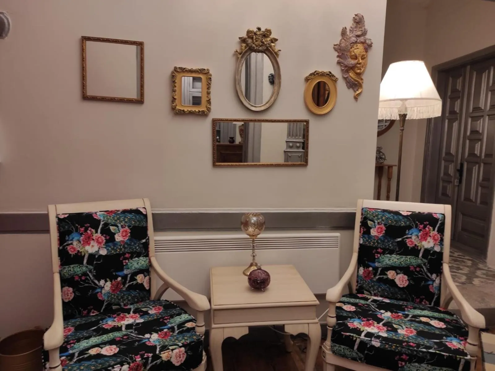 Seating area in Variante Hotel