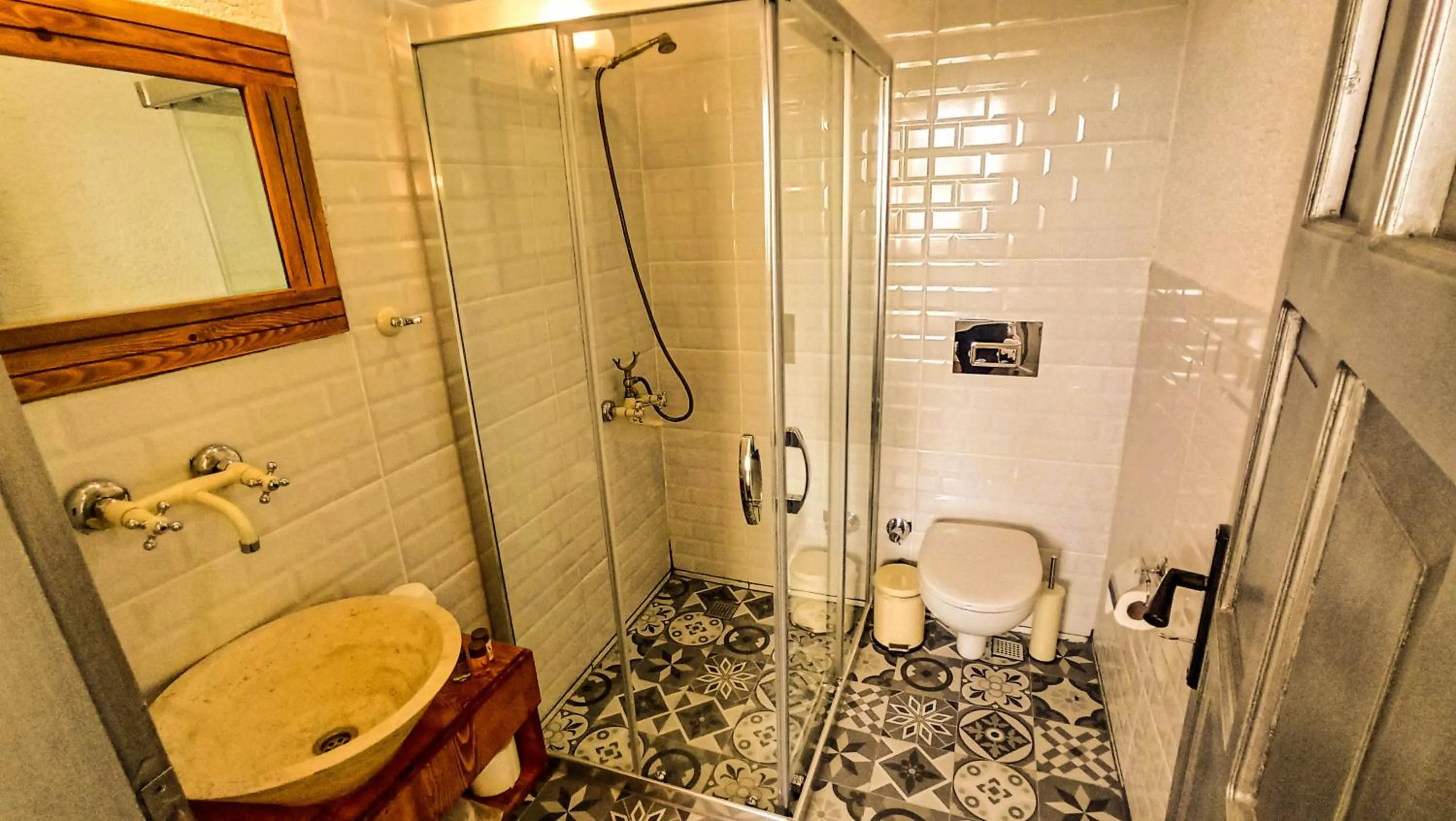 Bathroom in Variante Hotel