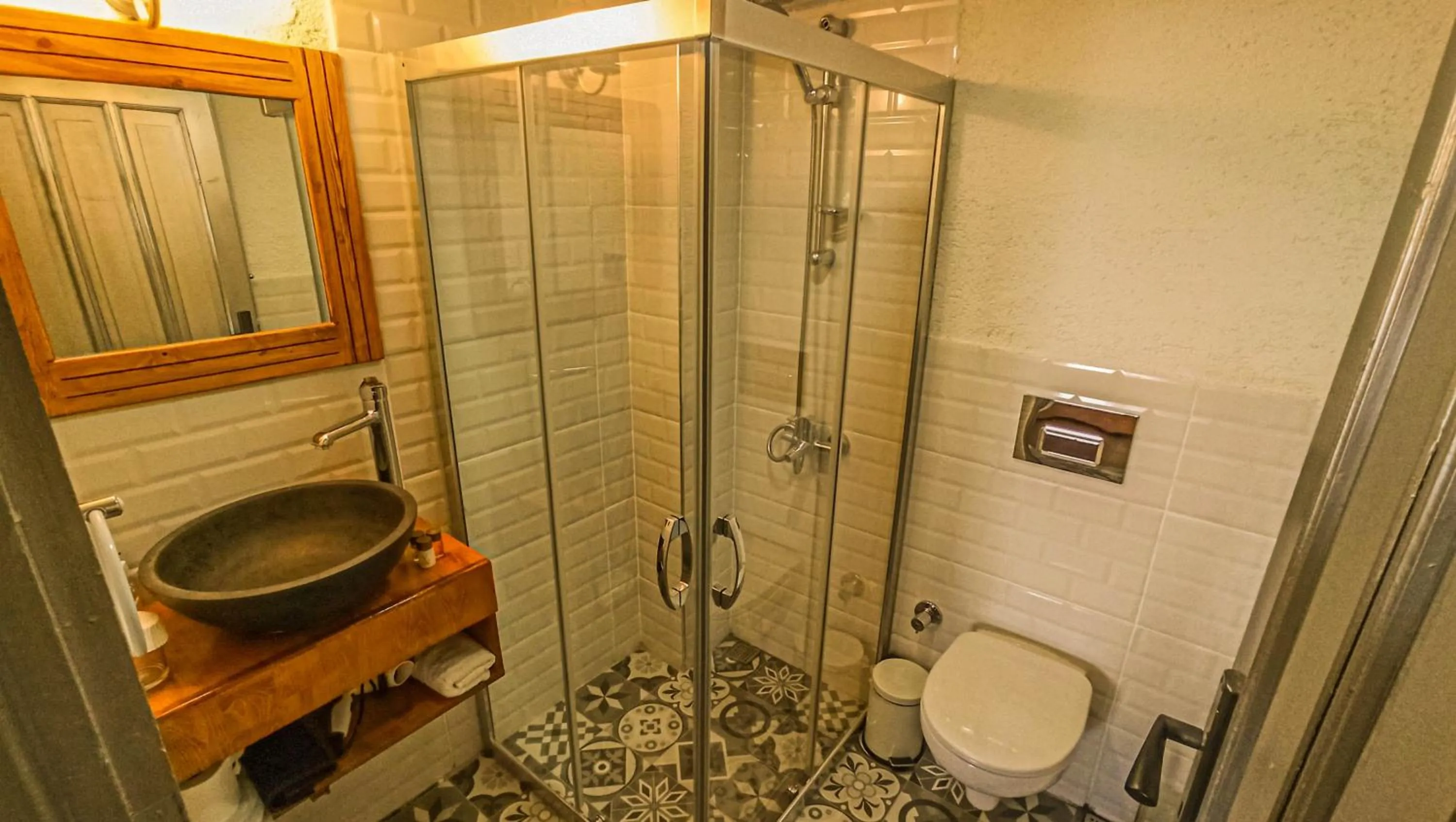 Bathroom in Variante Hotel