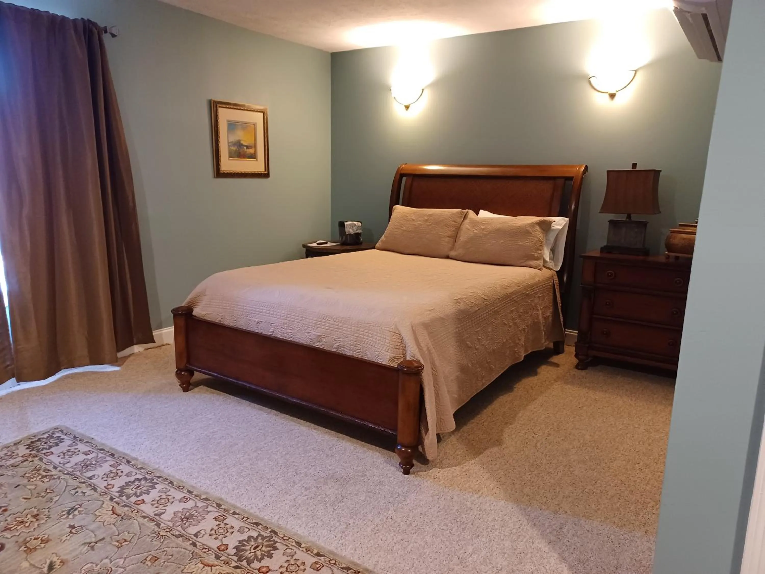 Bed in Natchez Manor Bed & Breakfast