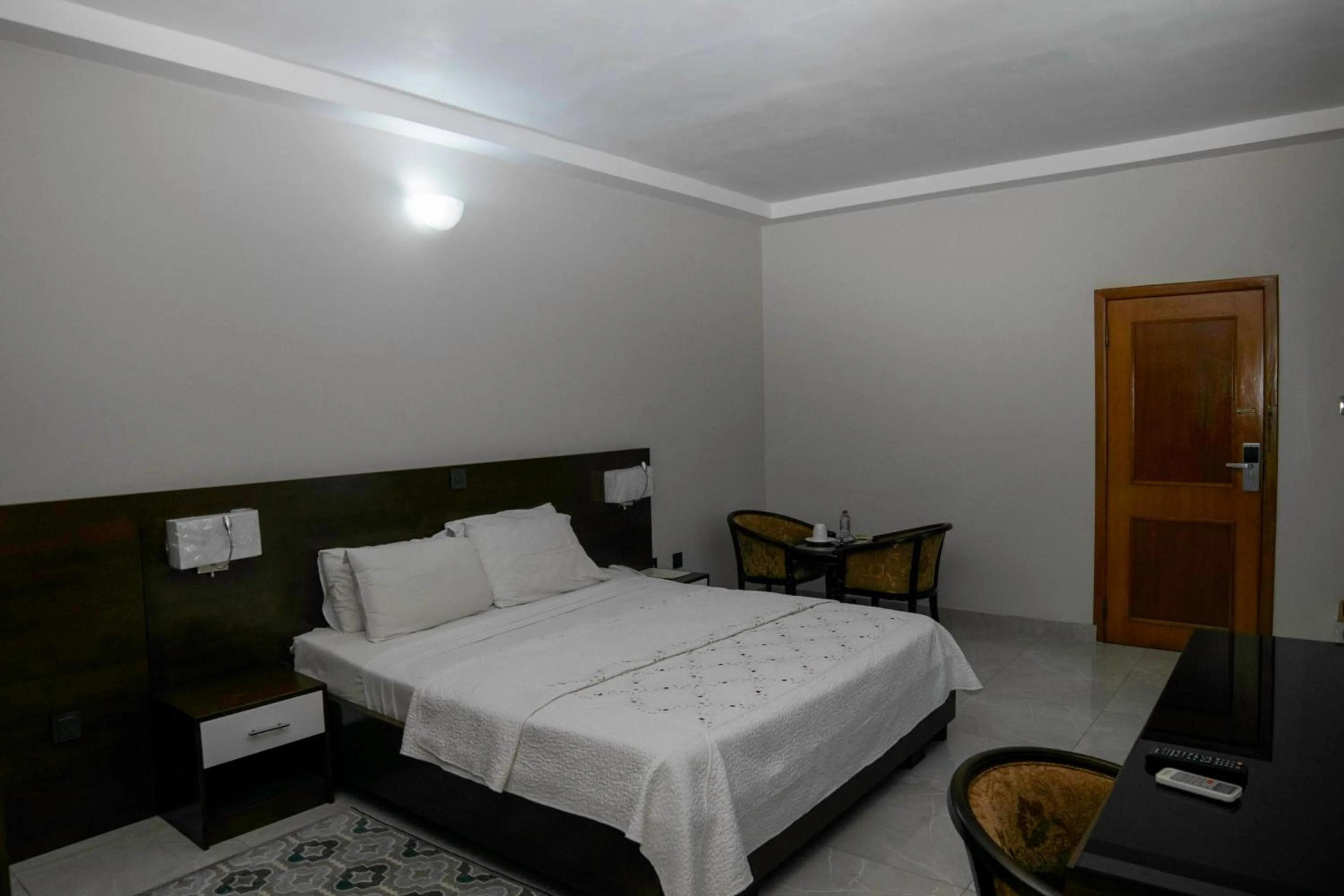 Bed in Monarch Hotel