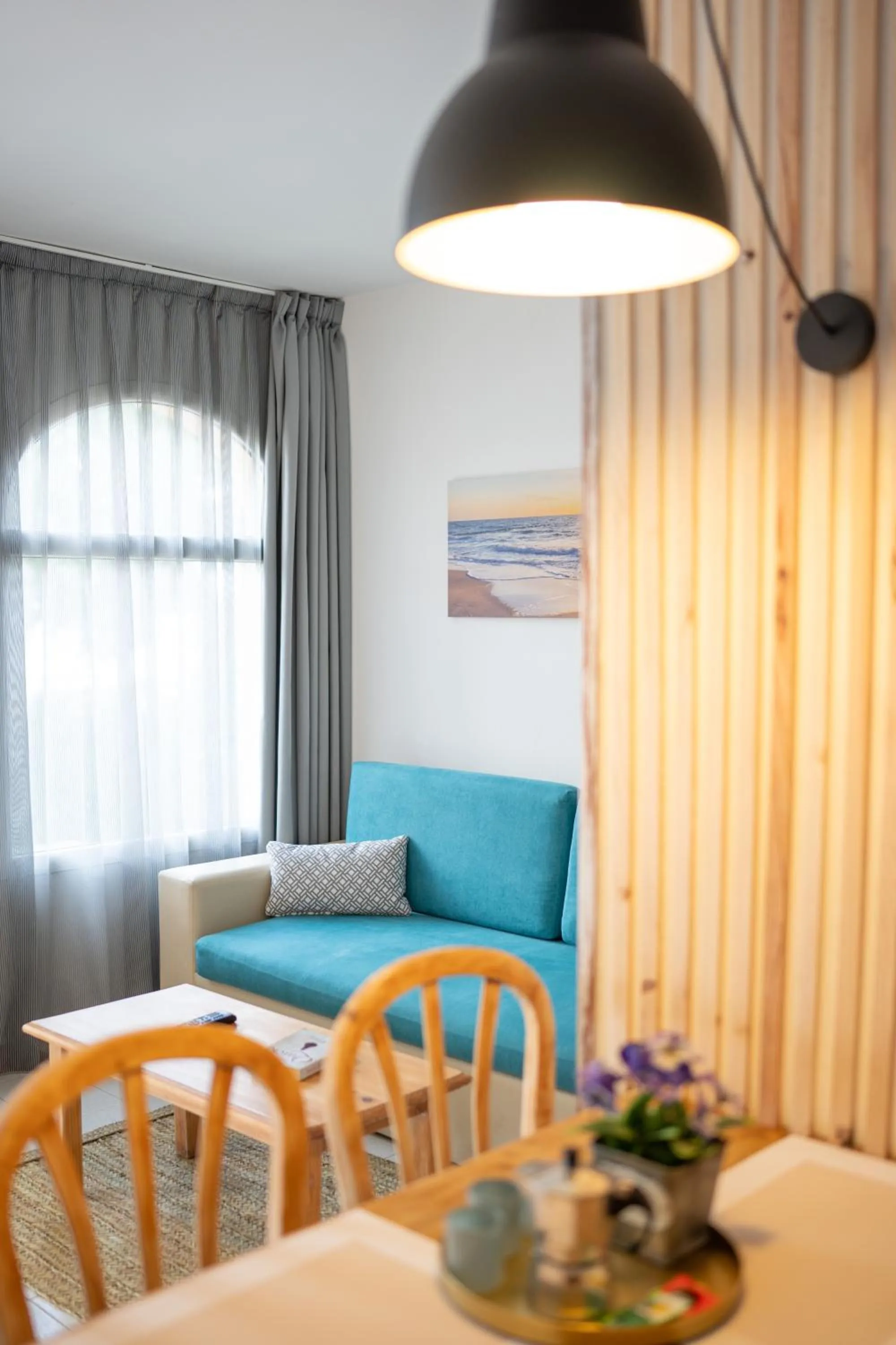 Living room in Apartamentos Royal Life