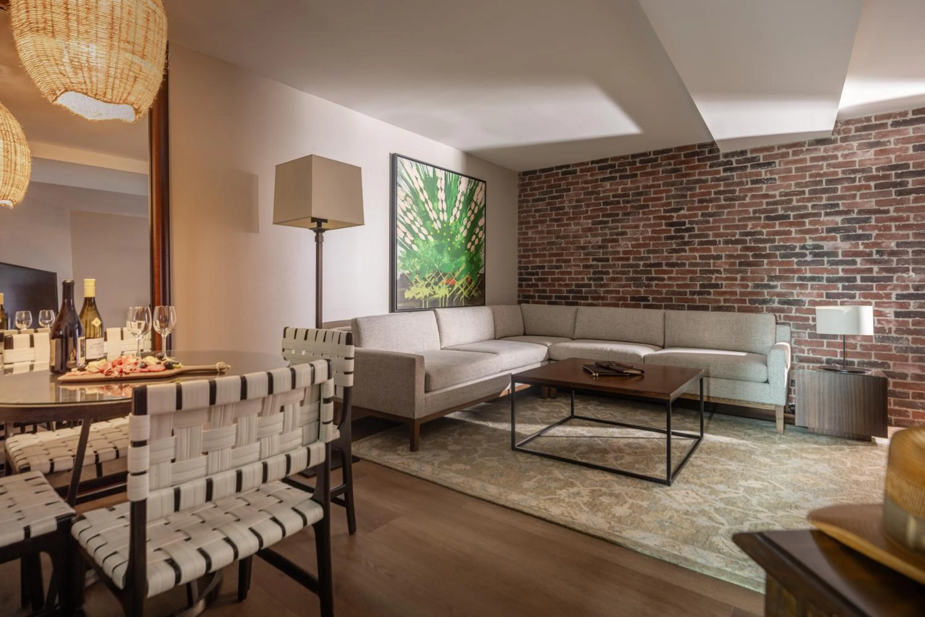 Living room in Hotel Contessa - Suites on the Riverwalk