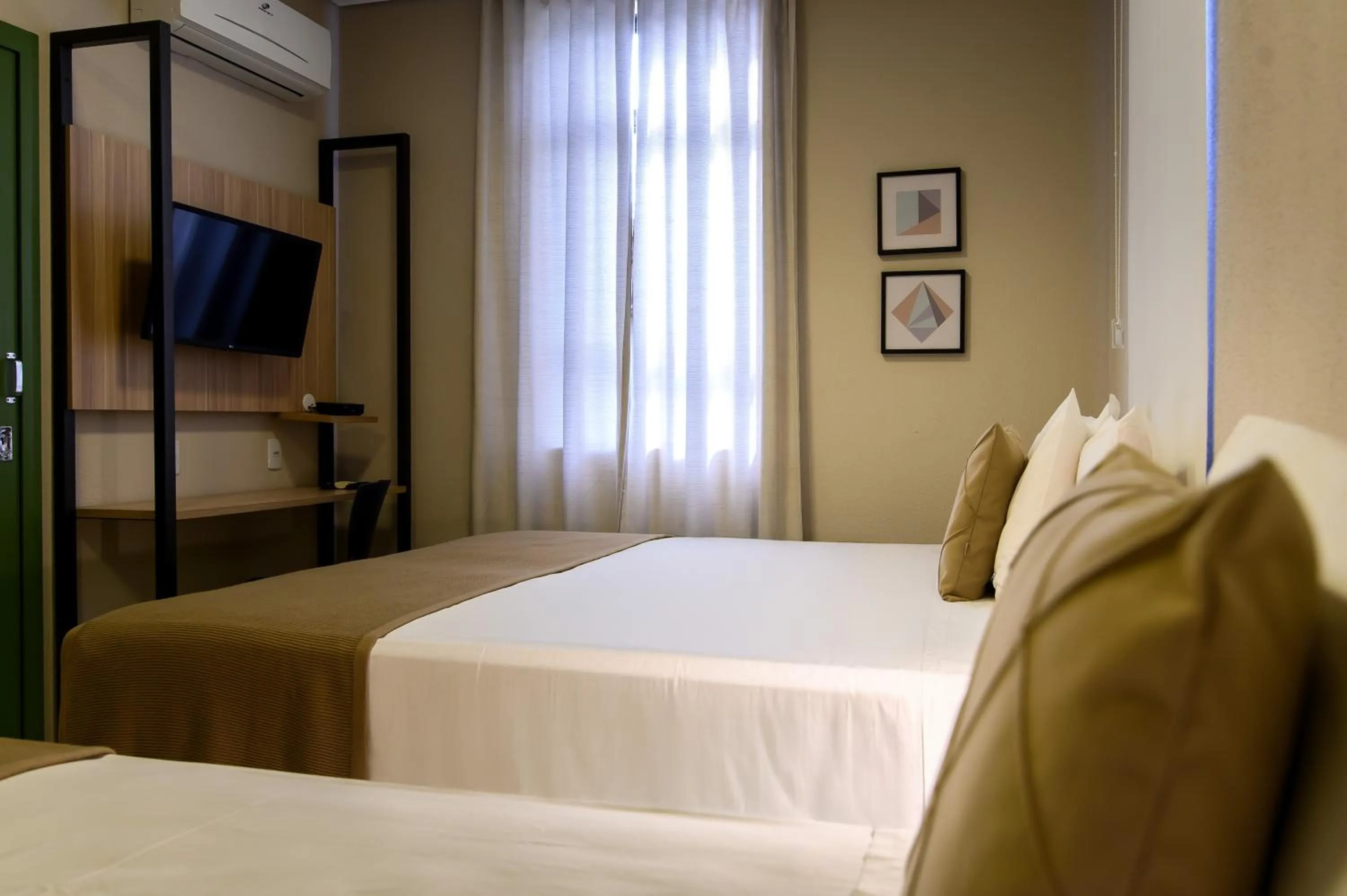 Bedroom, Bed in Hotel Santa Cruz