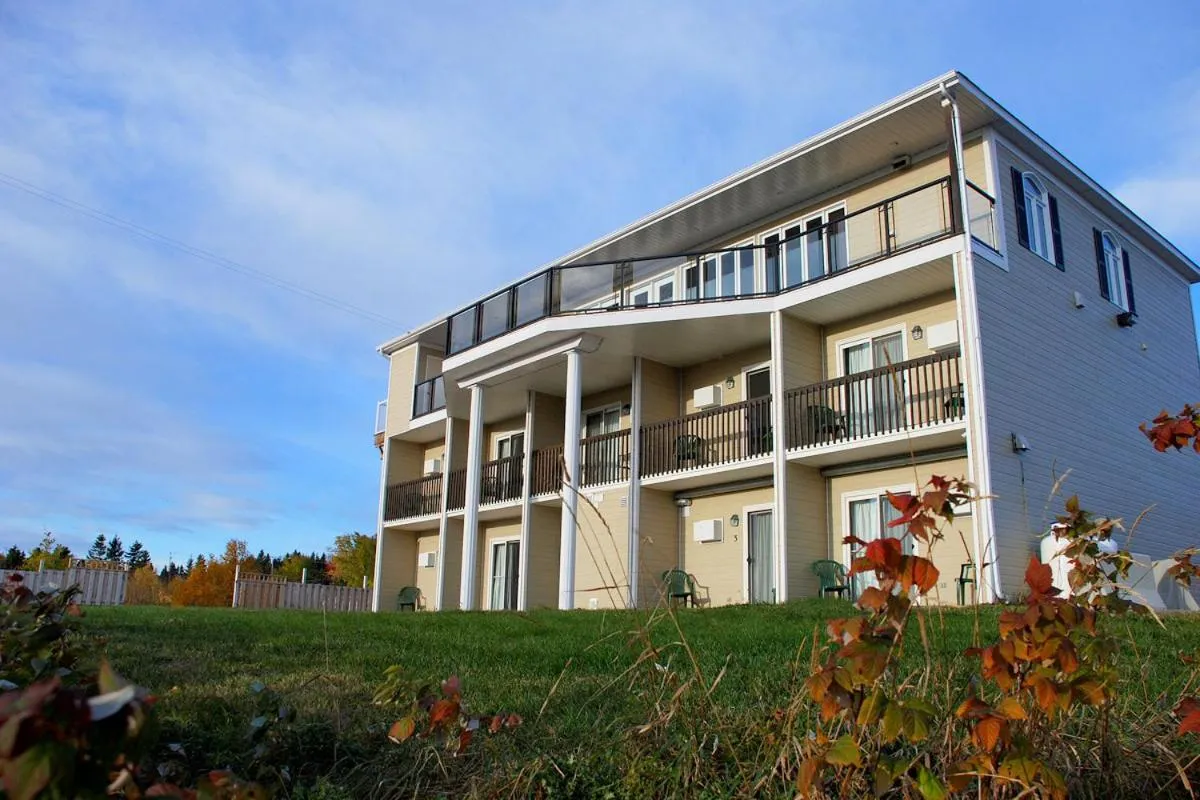 Double Room with Private Bathroom in Horizon 777