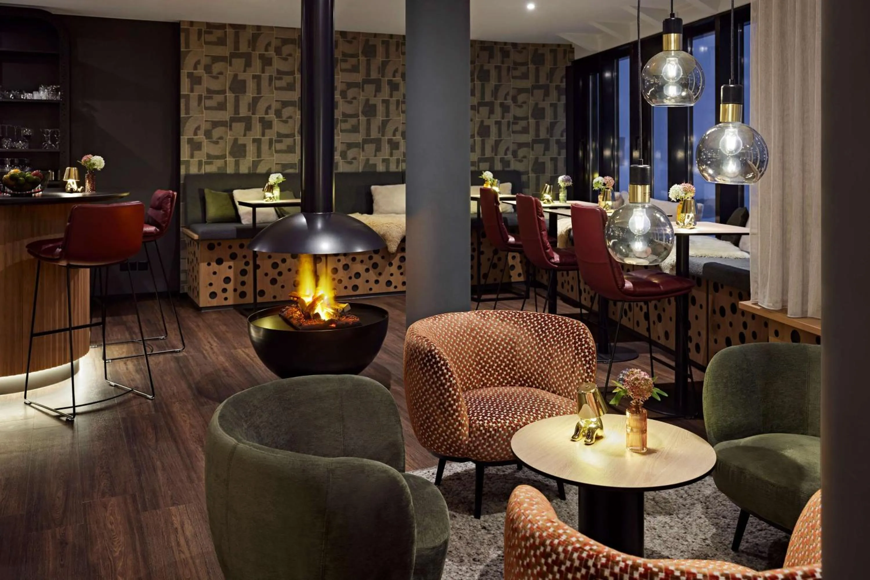 Lounge or bar in Dorint Blüemlisalp Beatenberg/Interlaken