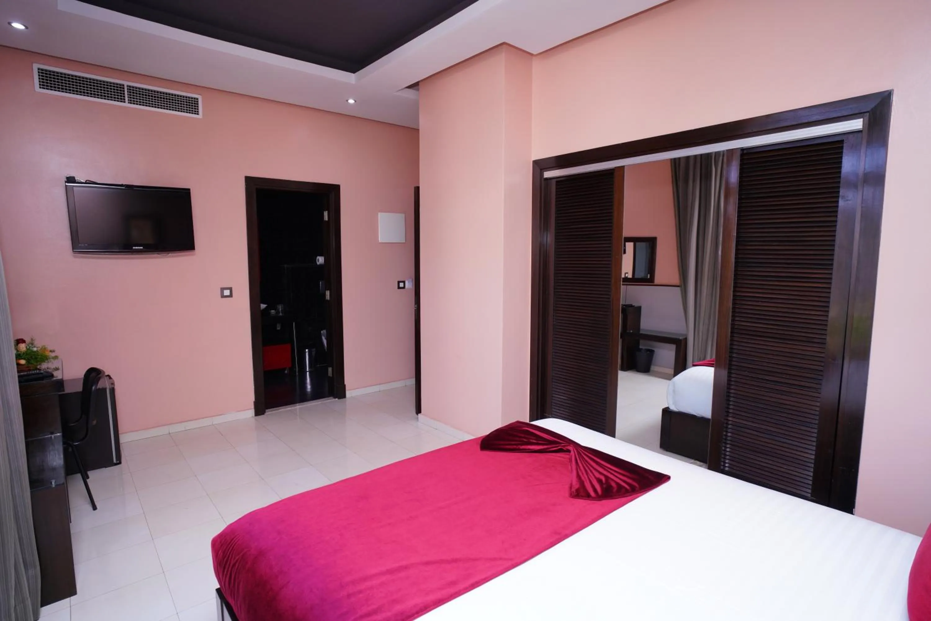 Superior Queen Room in Hotel La Capitale