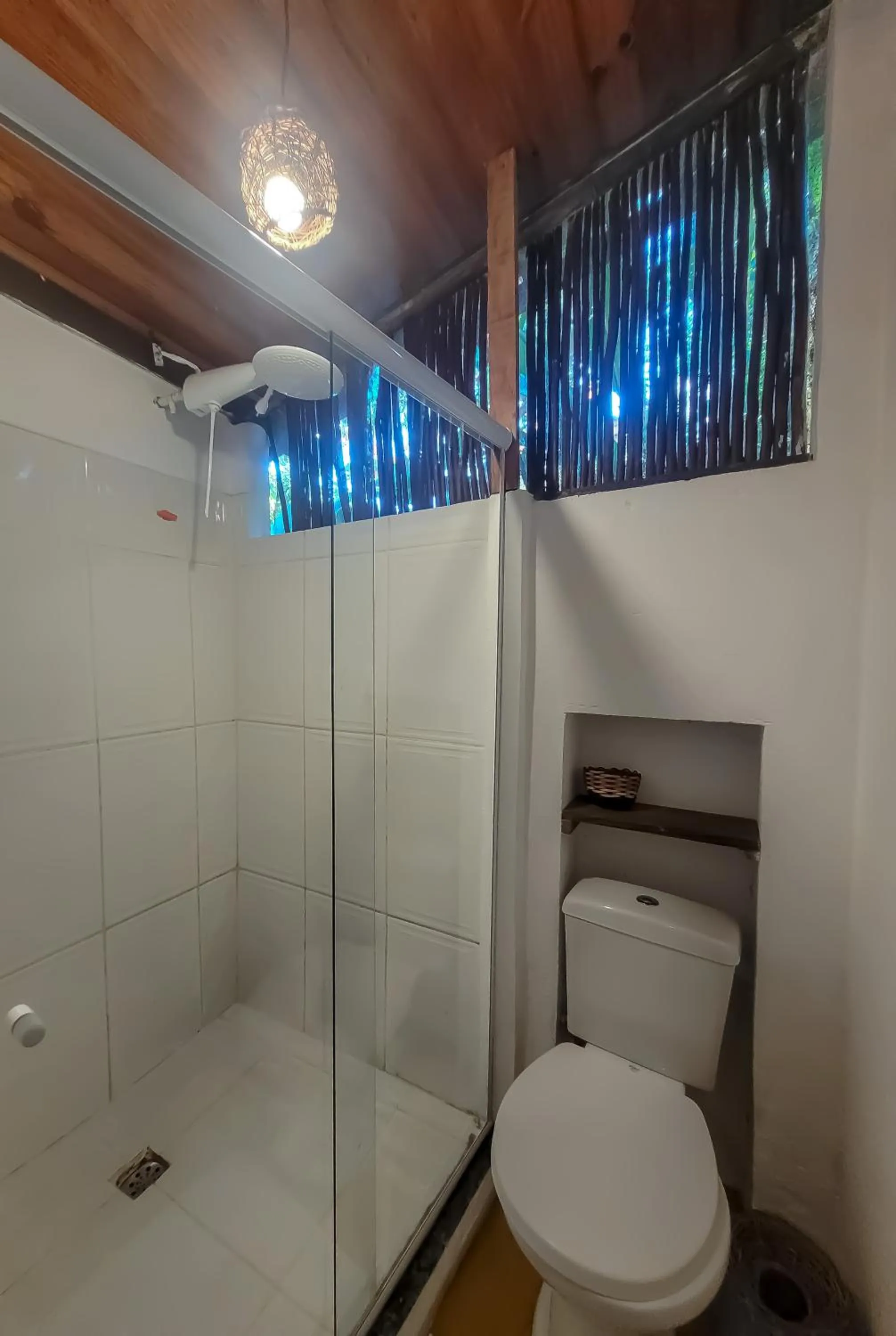 Shower in Pousada Raiz Forte