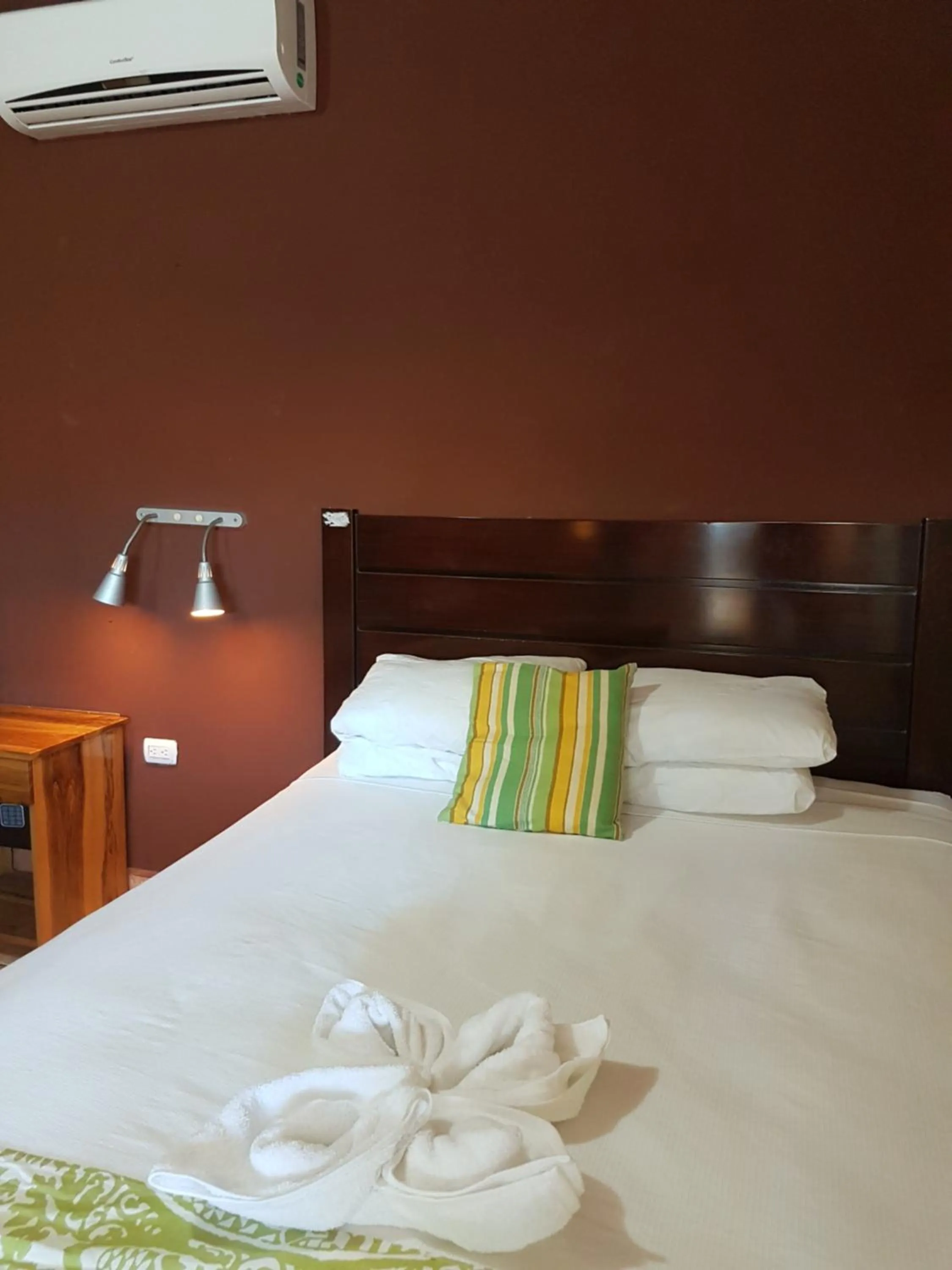 Photo of the whole room, Bed in Hotel Miraflores