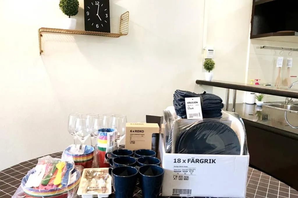 Dining area in EEs Whale House - Homestay 3 min walk to beach