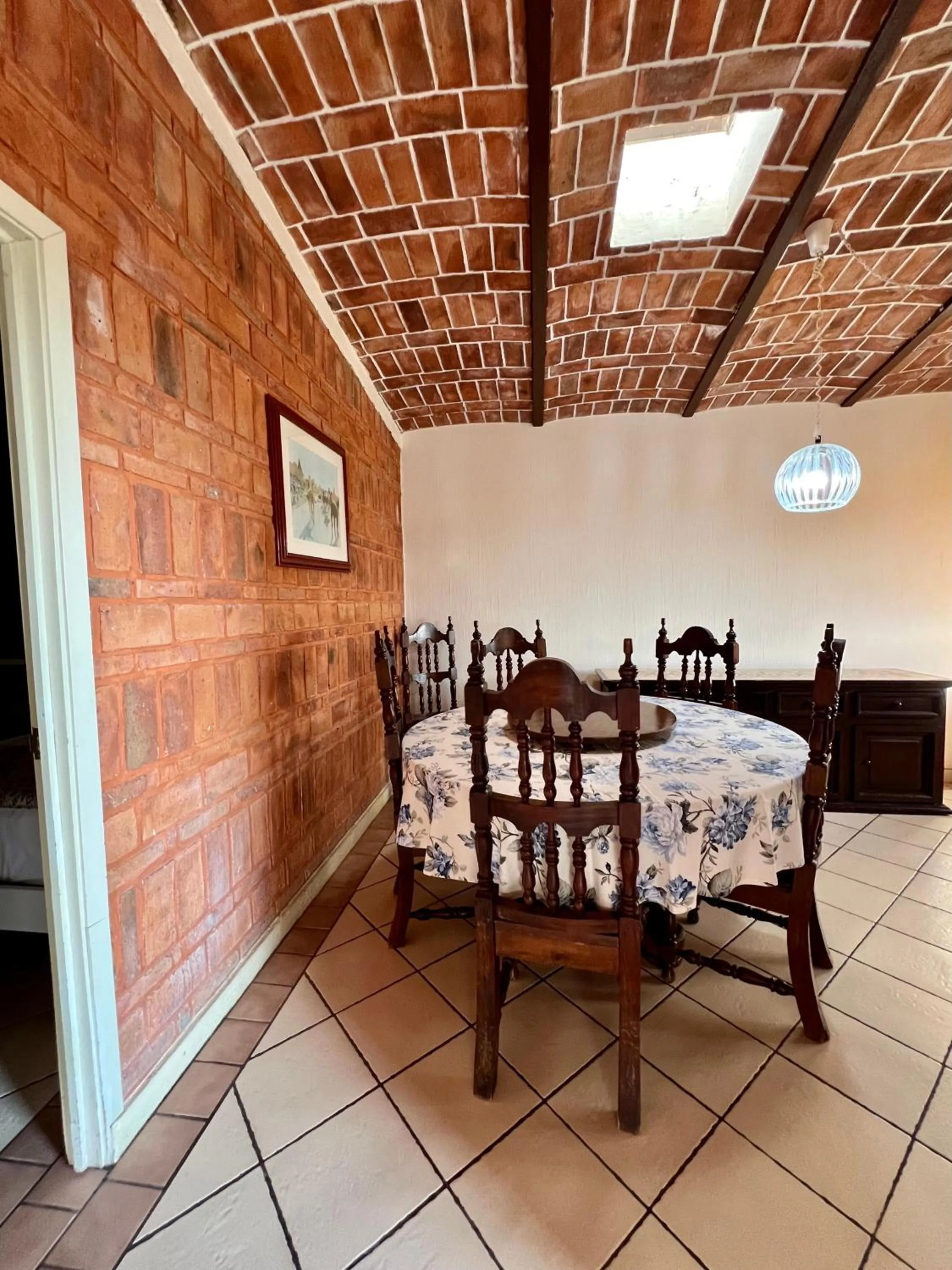 Dining area in Mama Chuy Hotel & Villas Ajijic