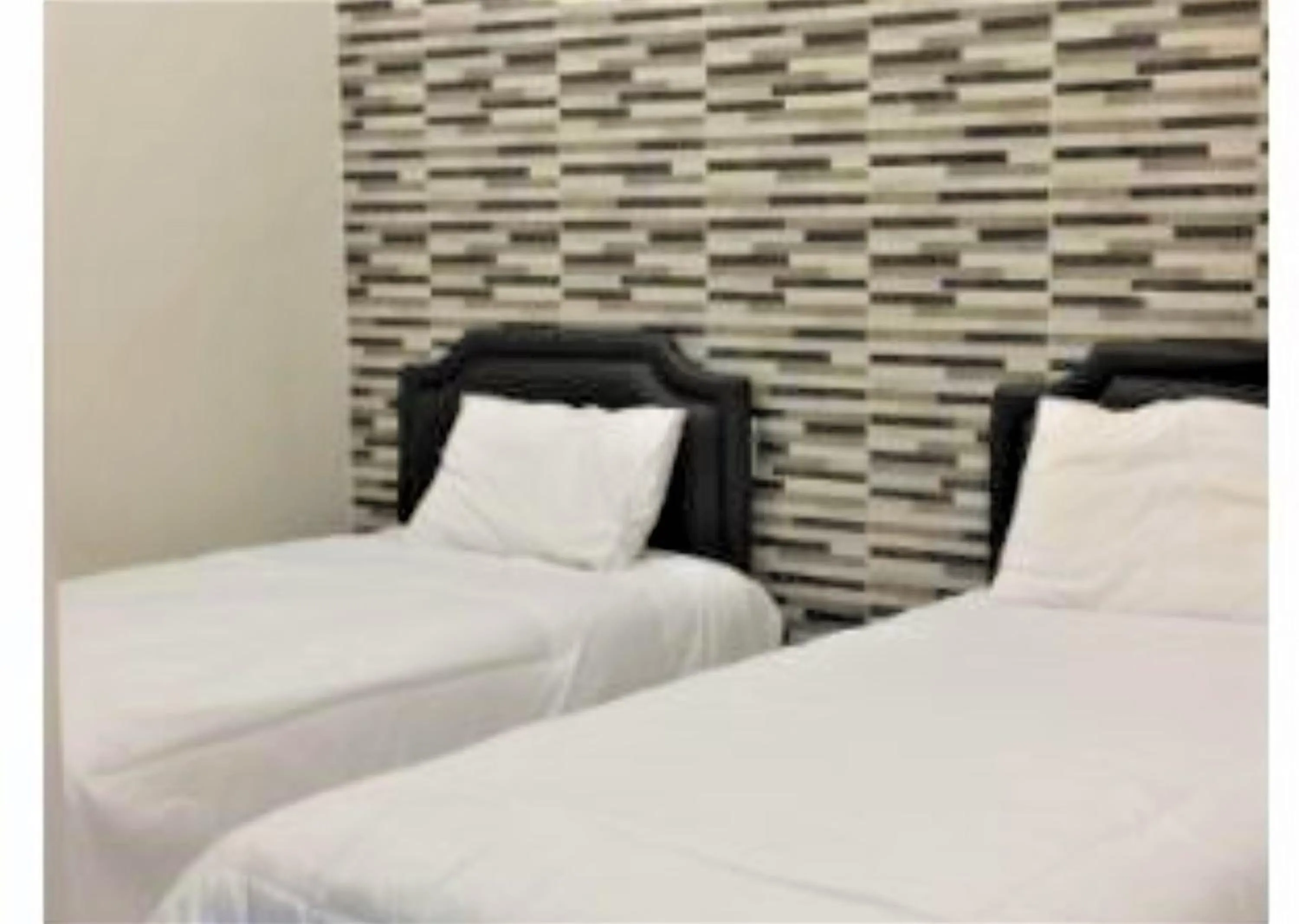 Bedroom, Bed in Siwalankerto F7