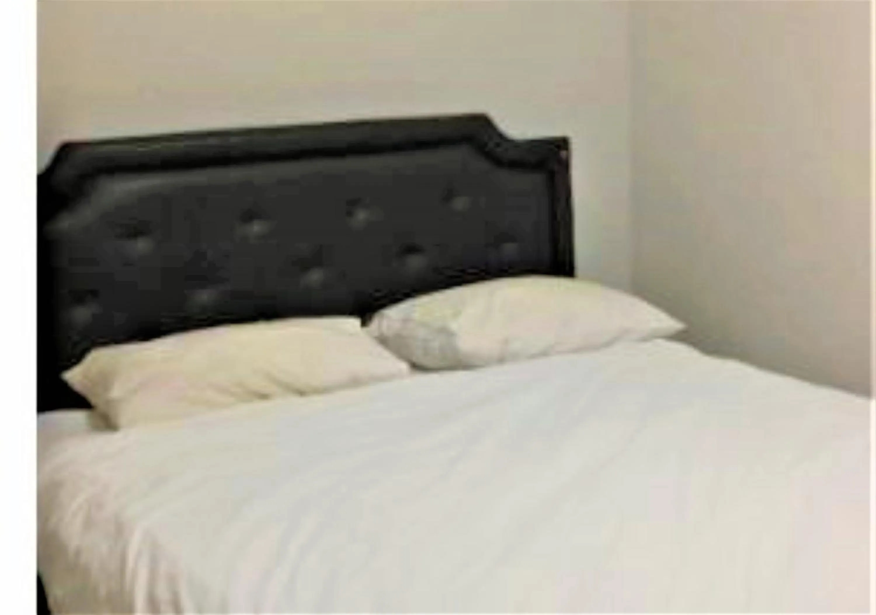 Bed in Siwalankerto F7