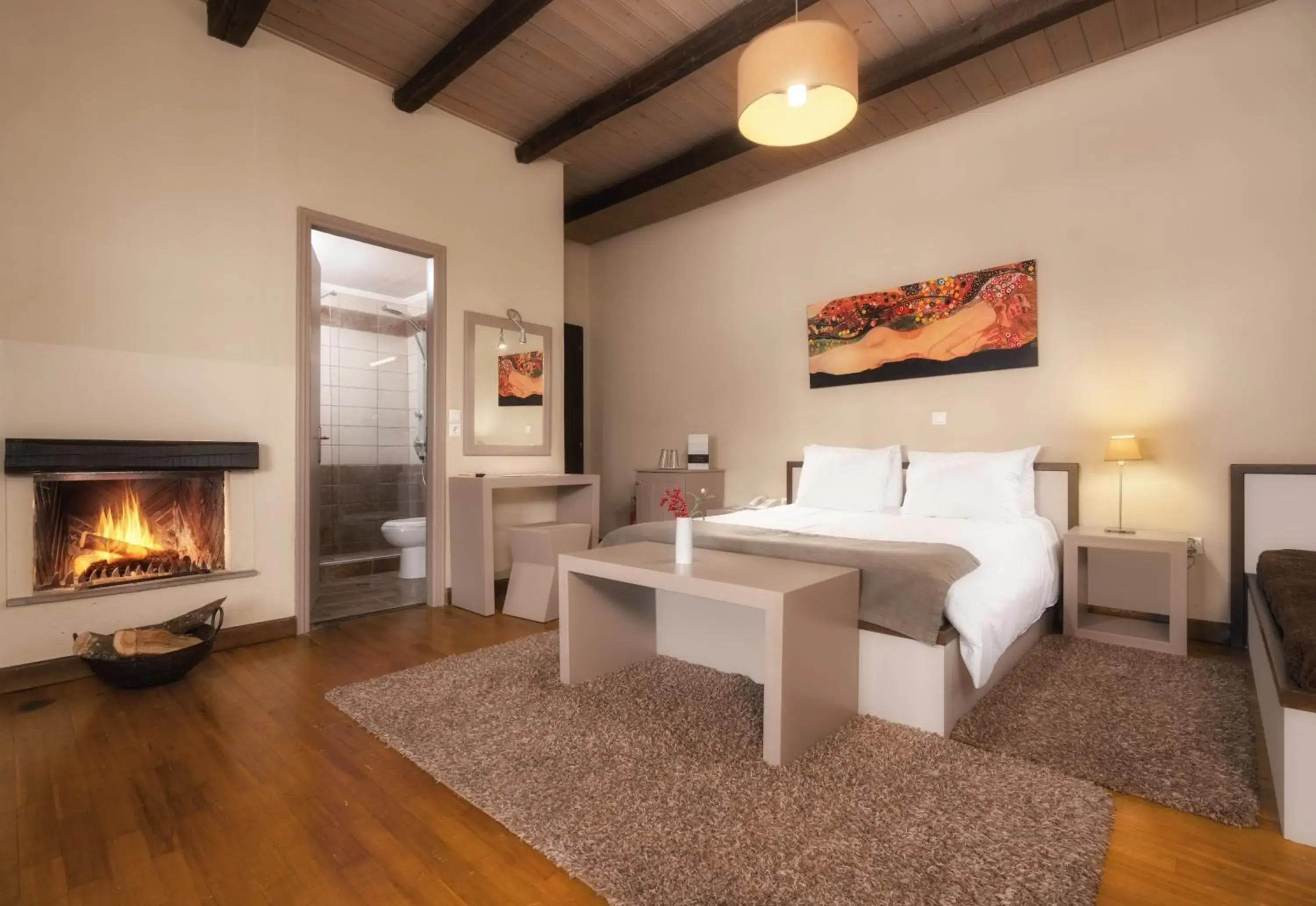 Deluxe King Room in Κonitsa Gefyri hotel Deluxe King Room in Κonitsa Gefyri hotel