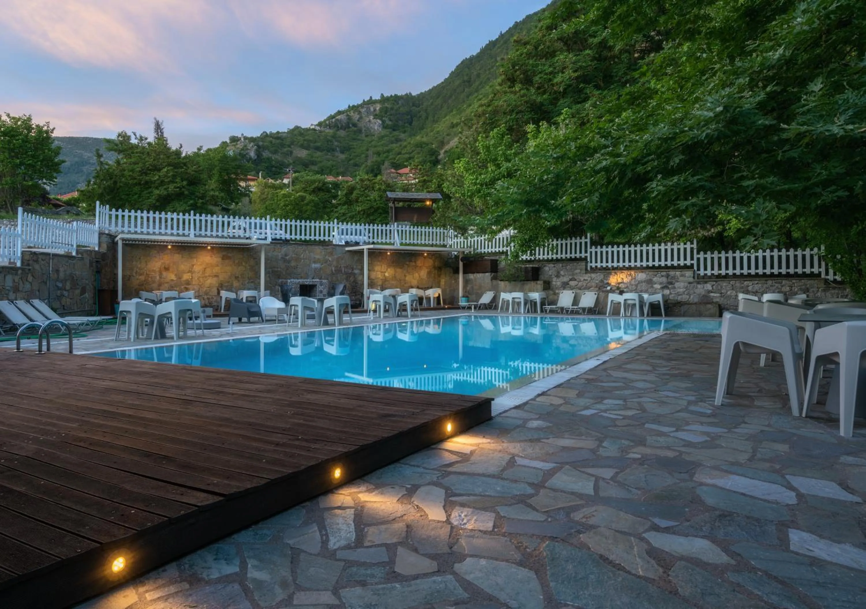 Κonitsa Gefyri hotel