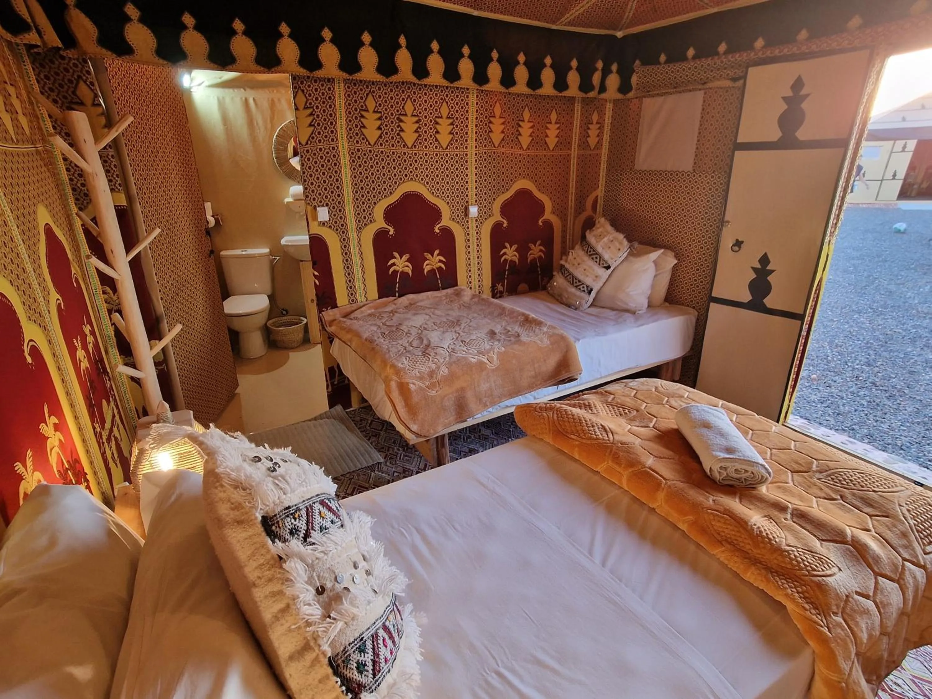 Bed in Nkhila Lodge