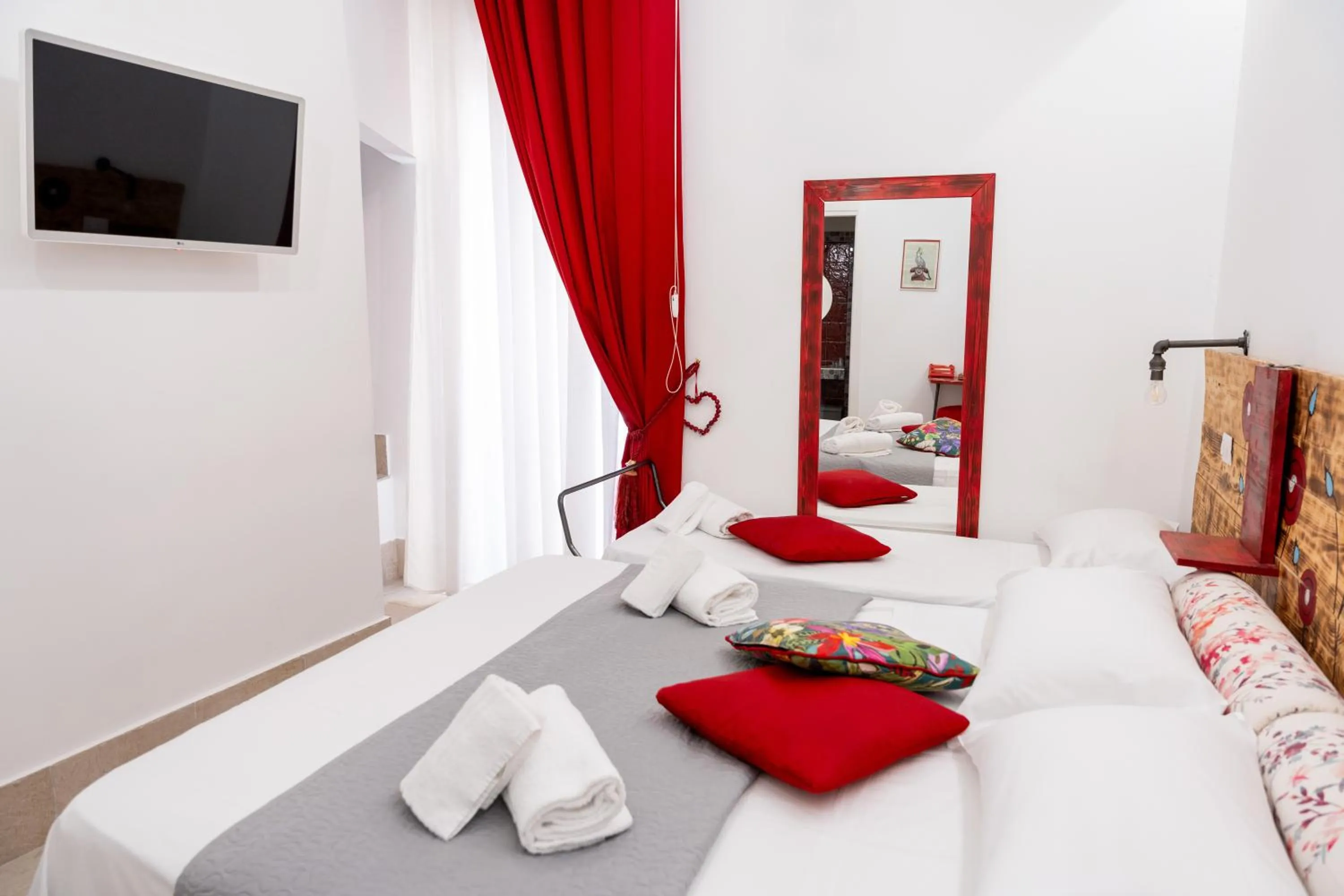 Bed in PALAZZO NICOLAUS del BORGO ANTICO