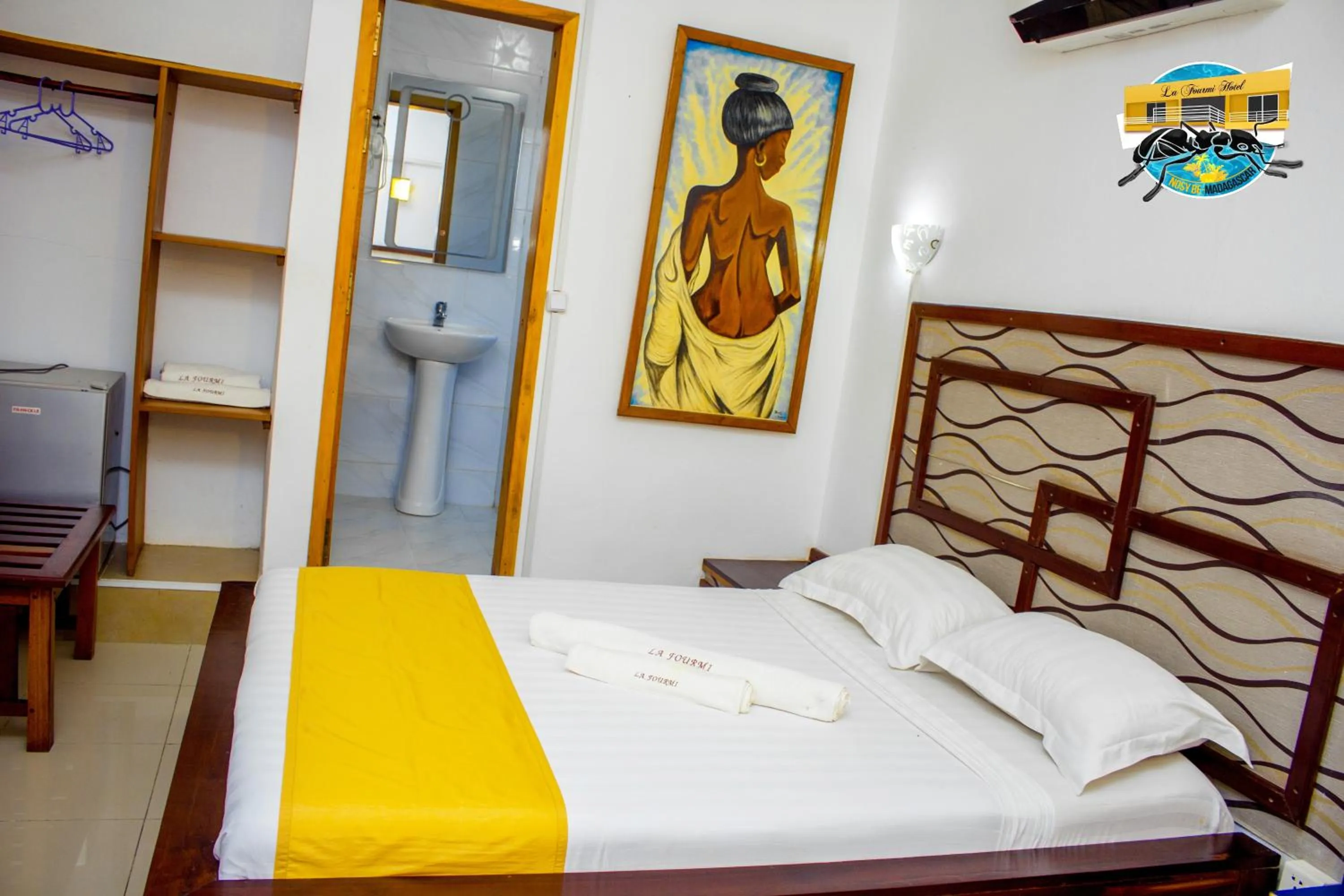 Bed in La Fourmi Hotel