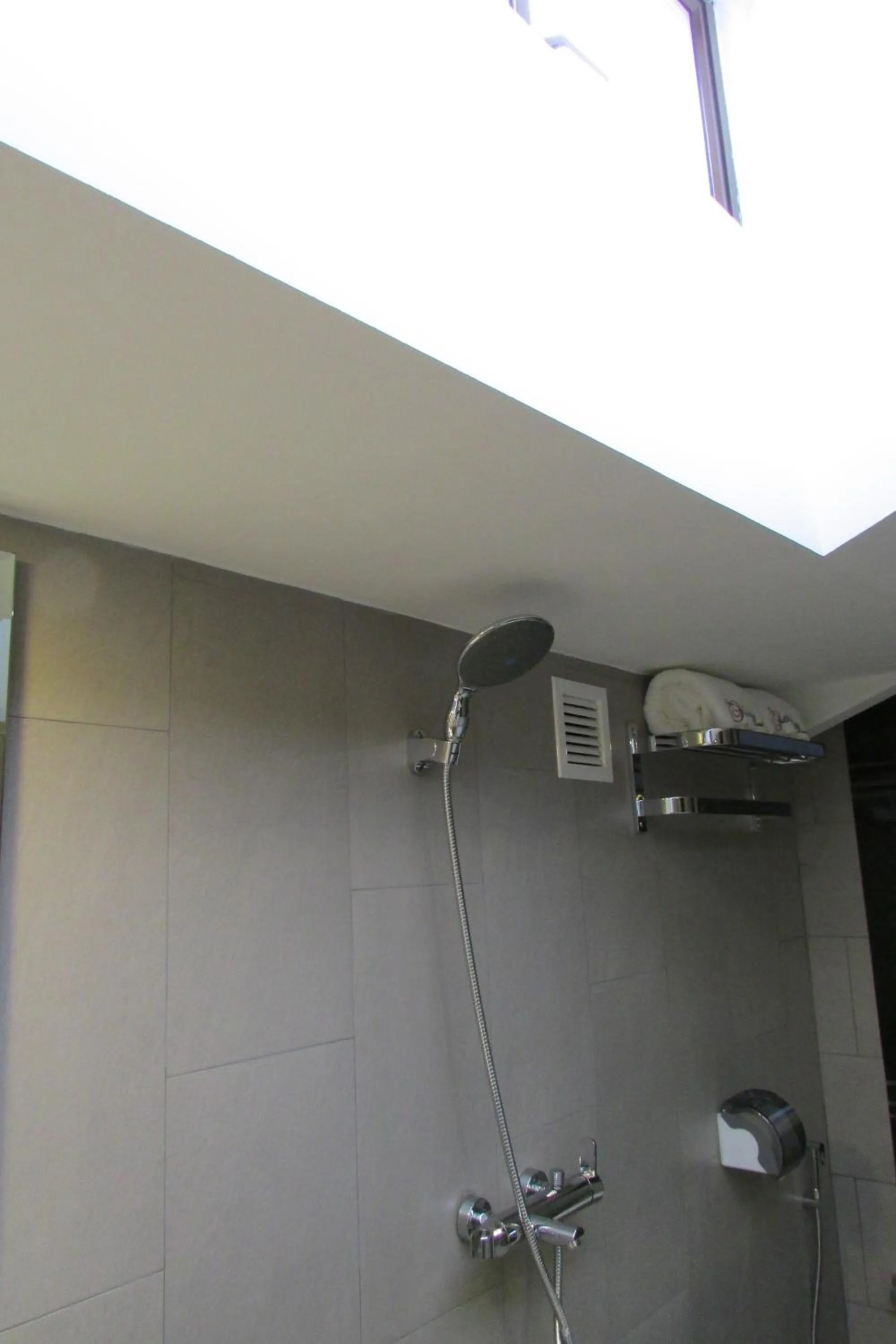 Shower in The Southbridge Hotel