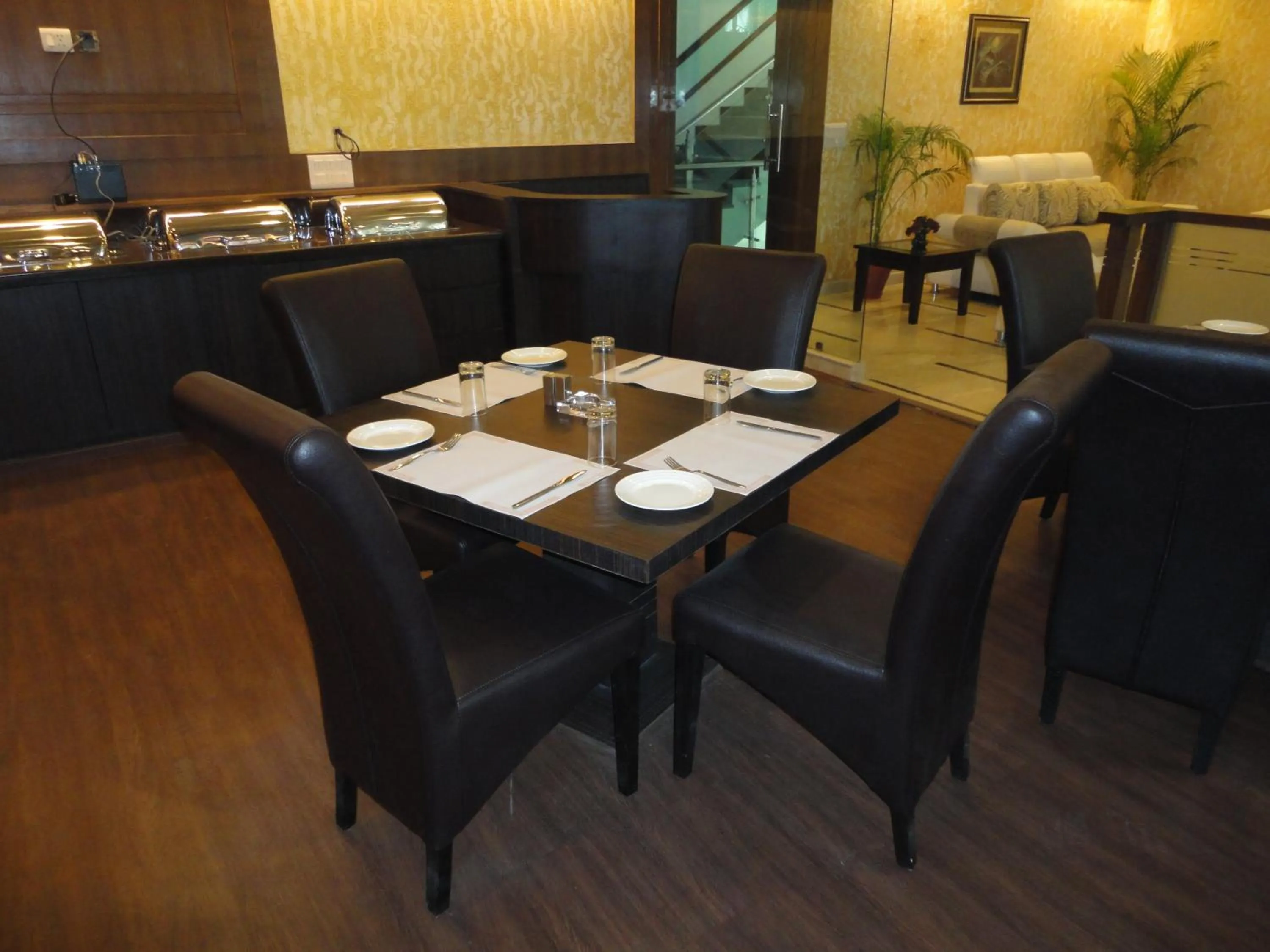 Divine Paradise Tavisha