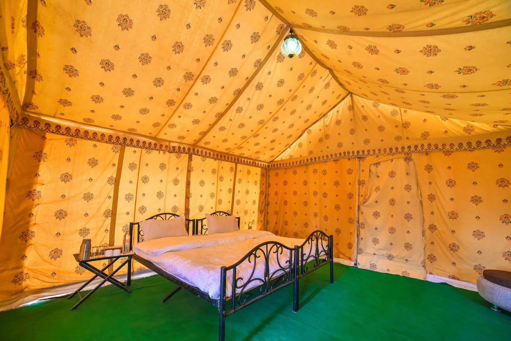 Bed in The Captain Desert Camp