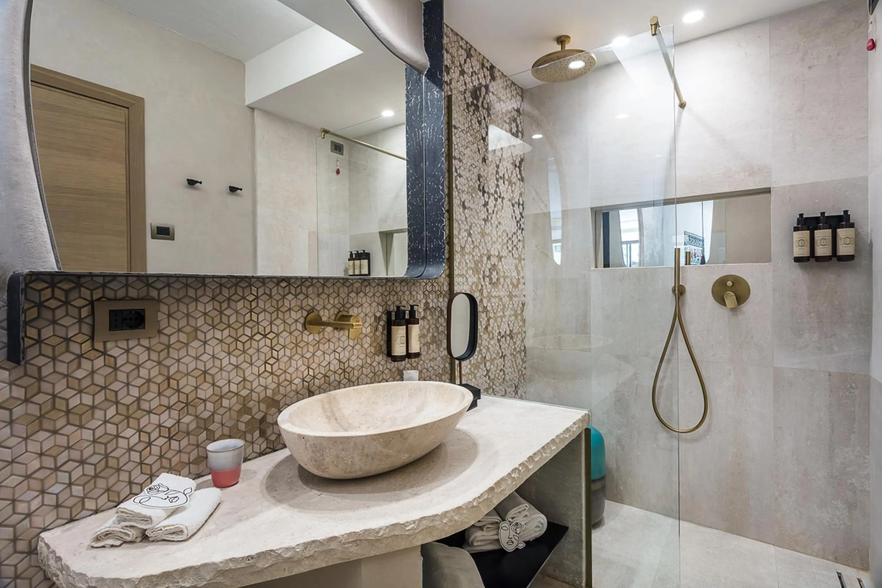 Bathroom in Hotel delle Rose a Luxury Boutique Hotel