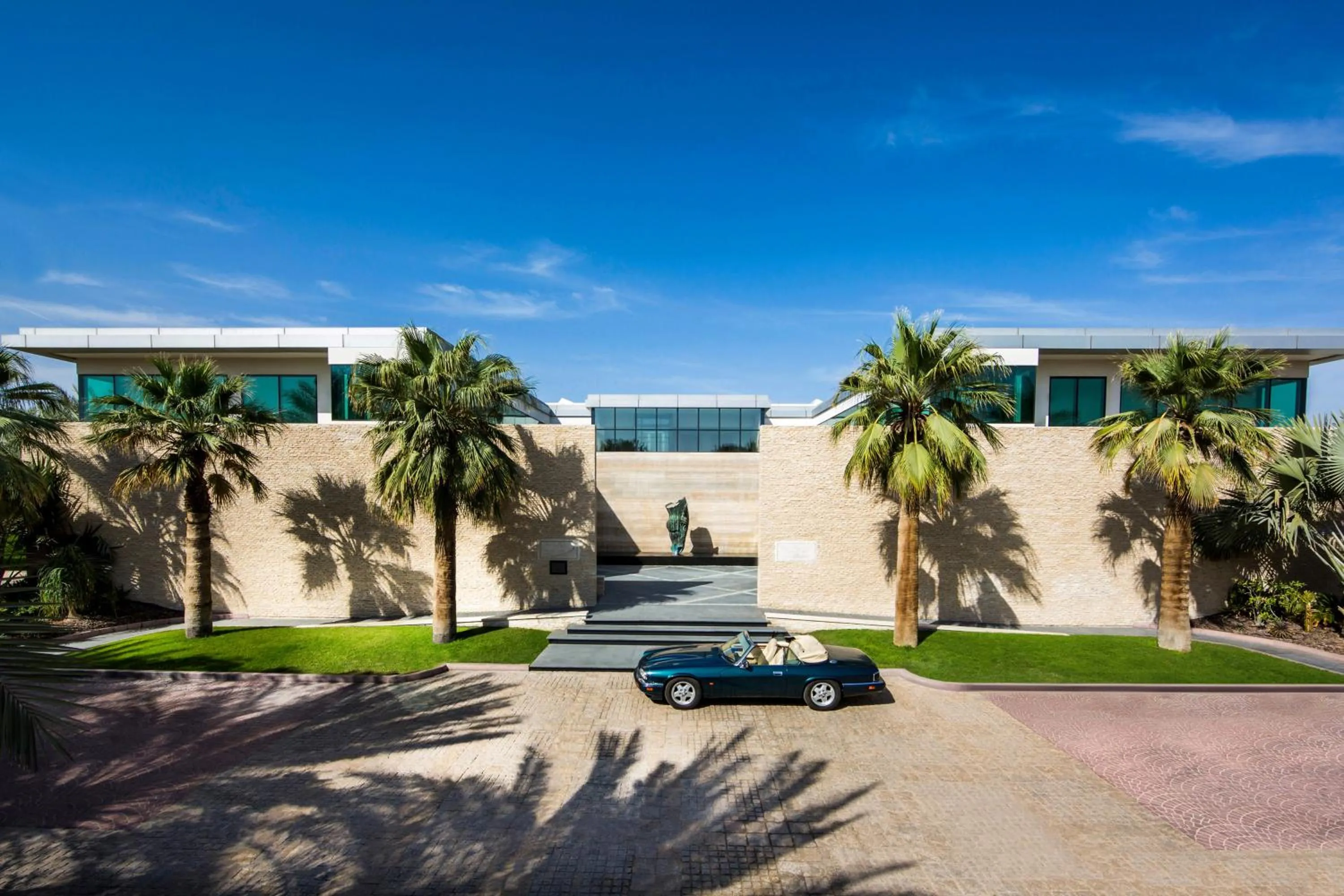 Facade/entrance in Meliá Desert Palm Member of Meliá Collection
