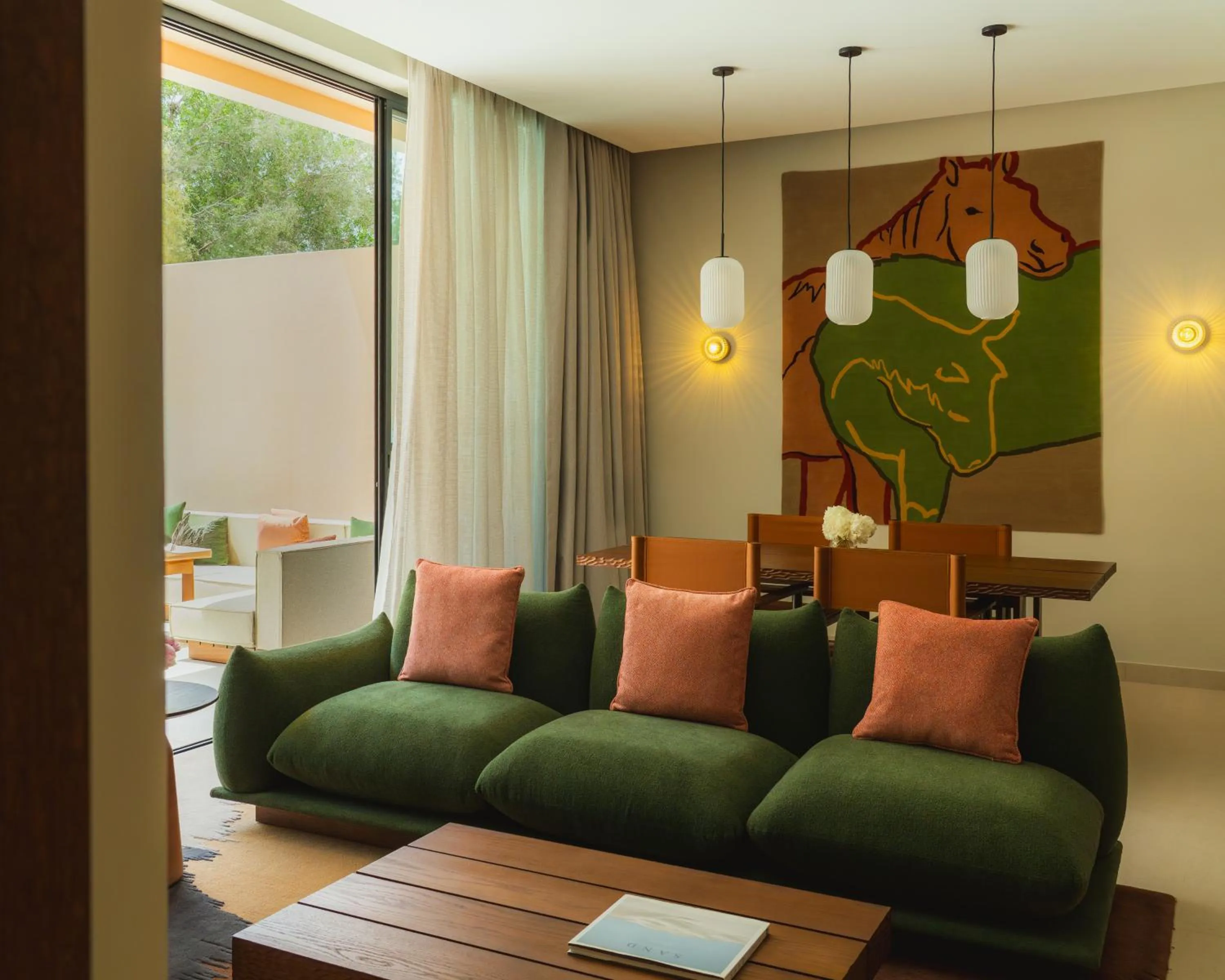 Living room in Meliá Desert Palm Member of Meliá Collection