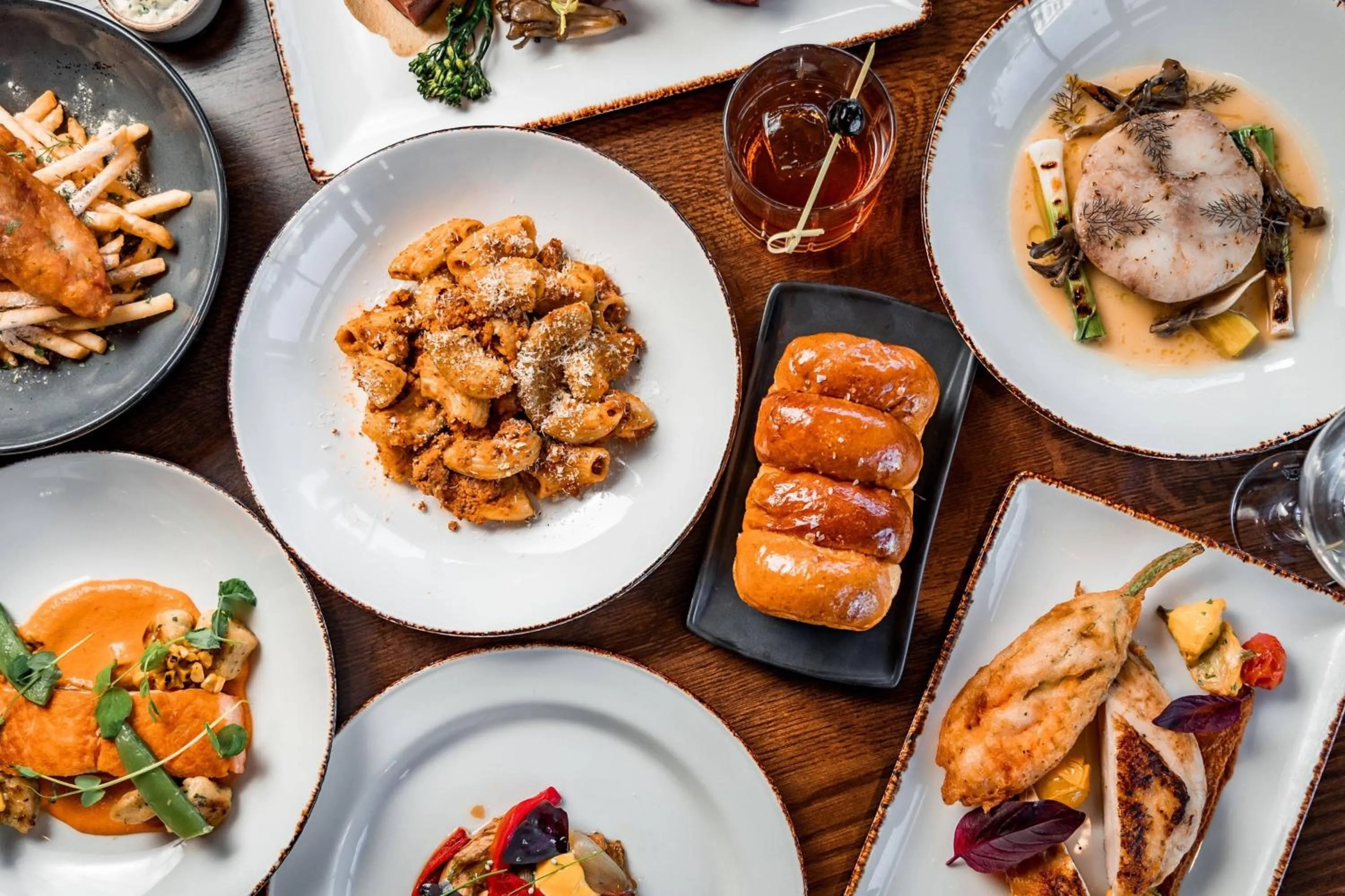 Restaurant/places to eat in Marriott Dallas Uptown