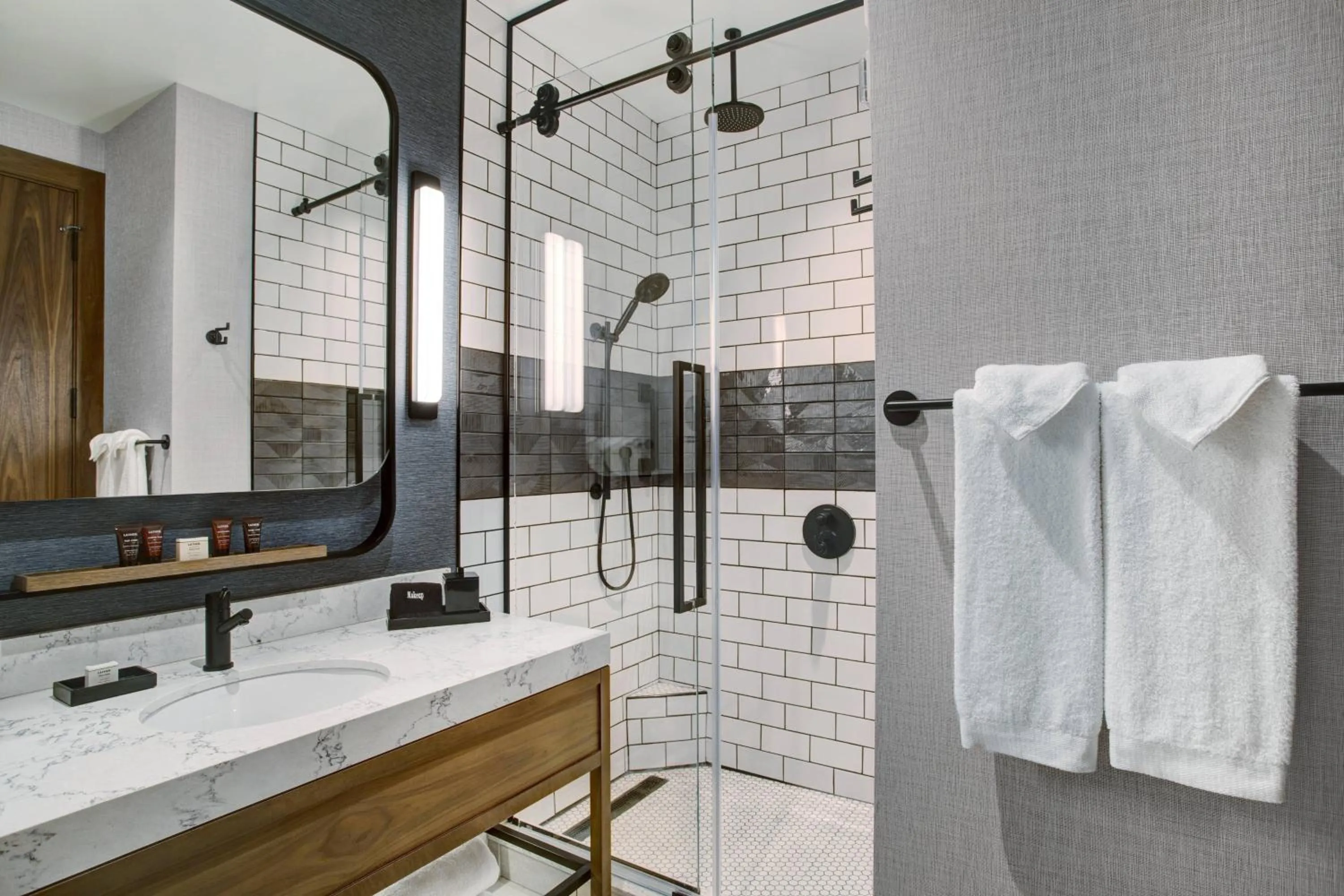 Bathroom in The Farnam, Autograph Collection