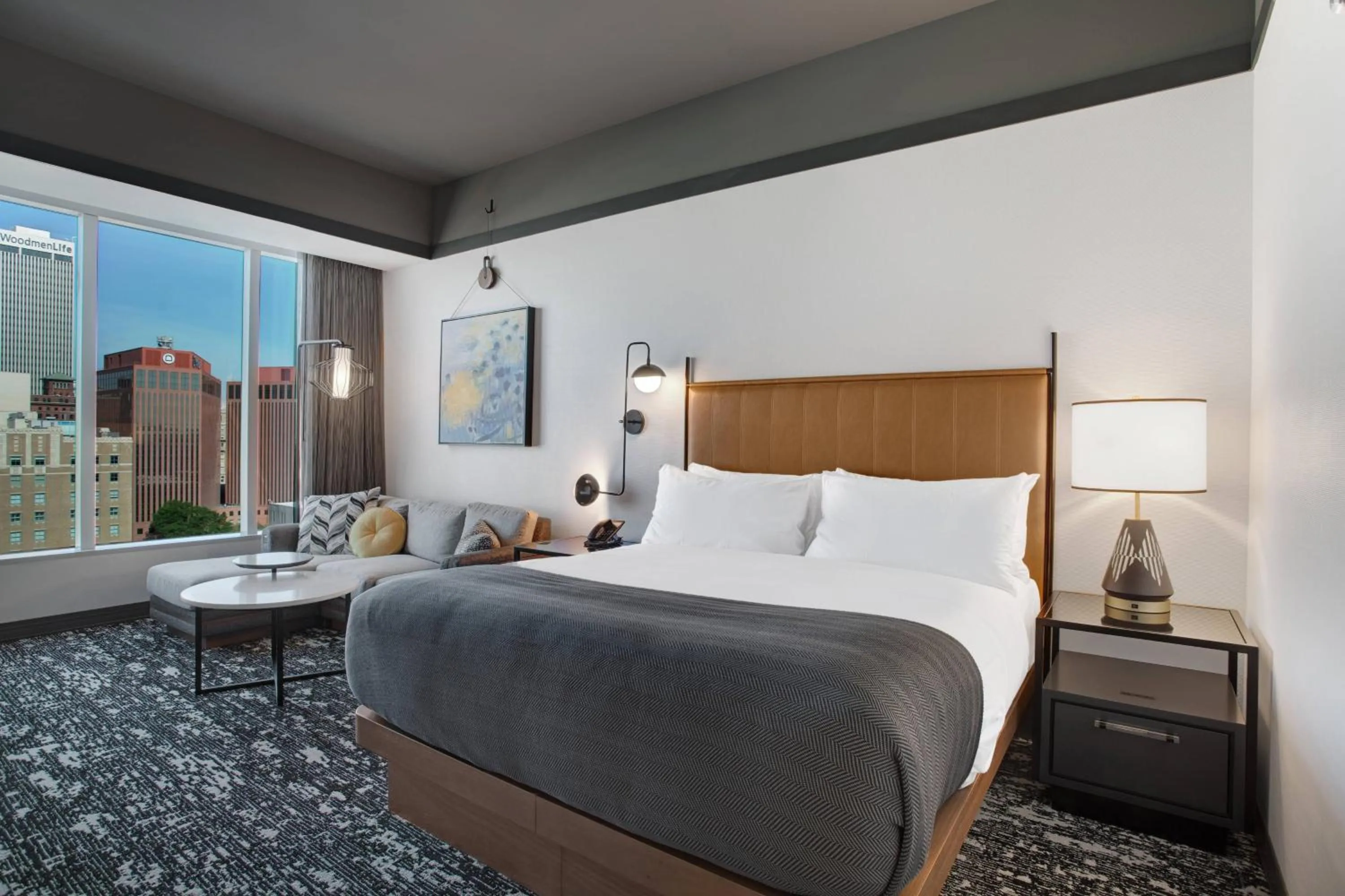 Photo of the whole room, Bed in The Farnam, Autograph Collection