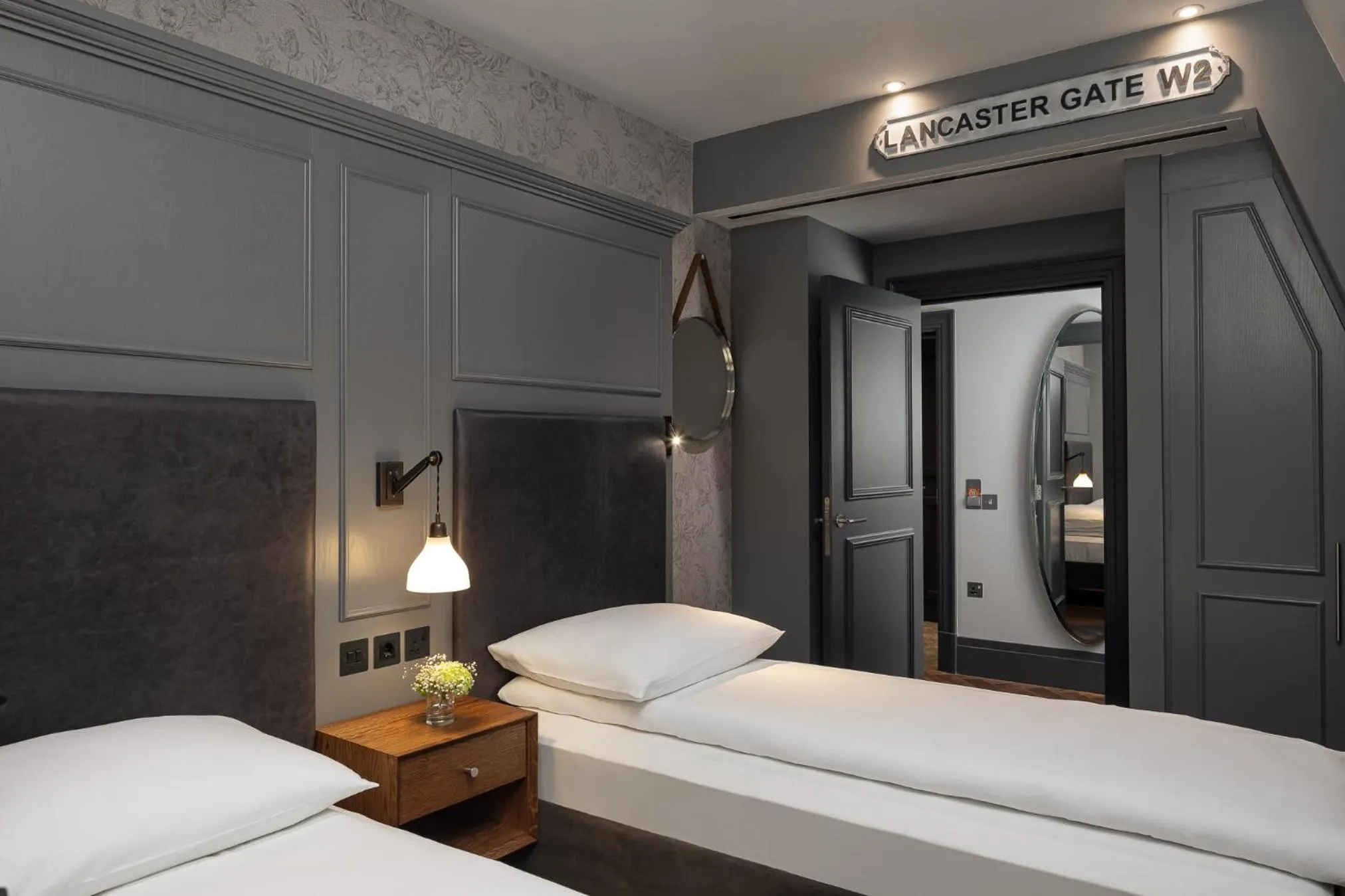 Bedroom, Bed in Hapimag Apartments London