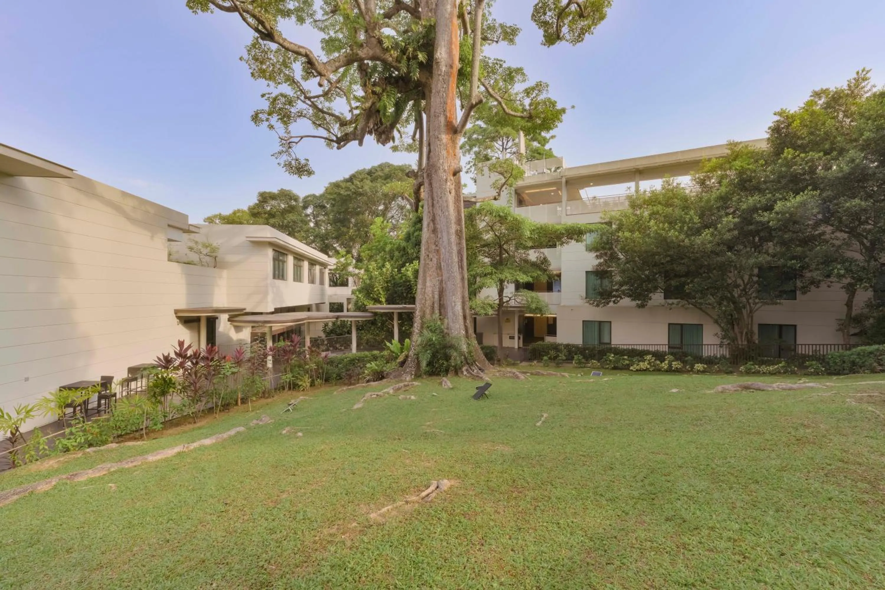 Property building in Changi Cove