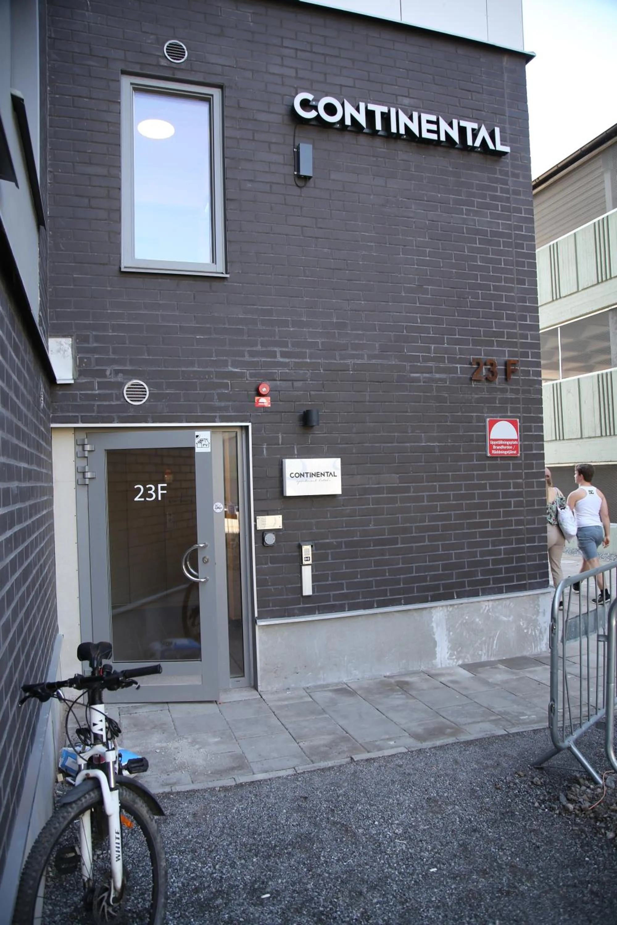 Facade/entrance in Continental Apartment Hotel Sollentuna