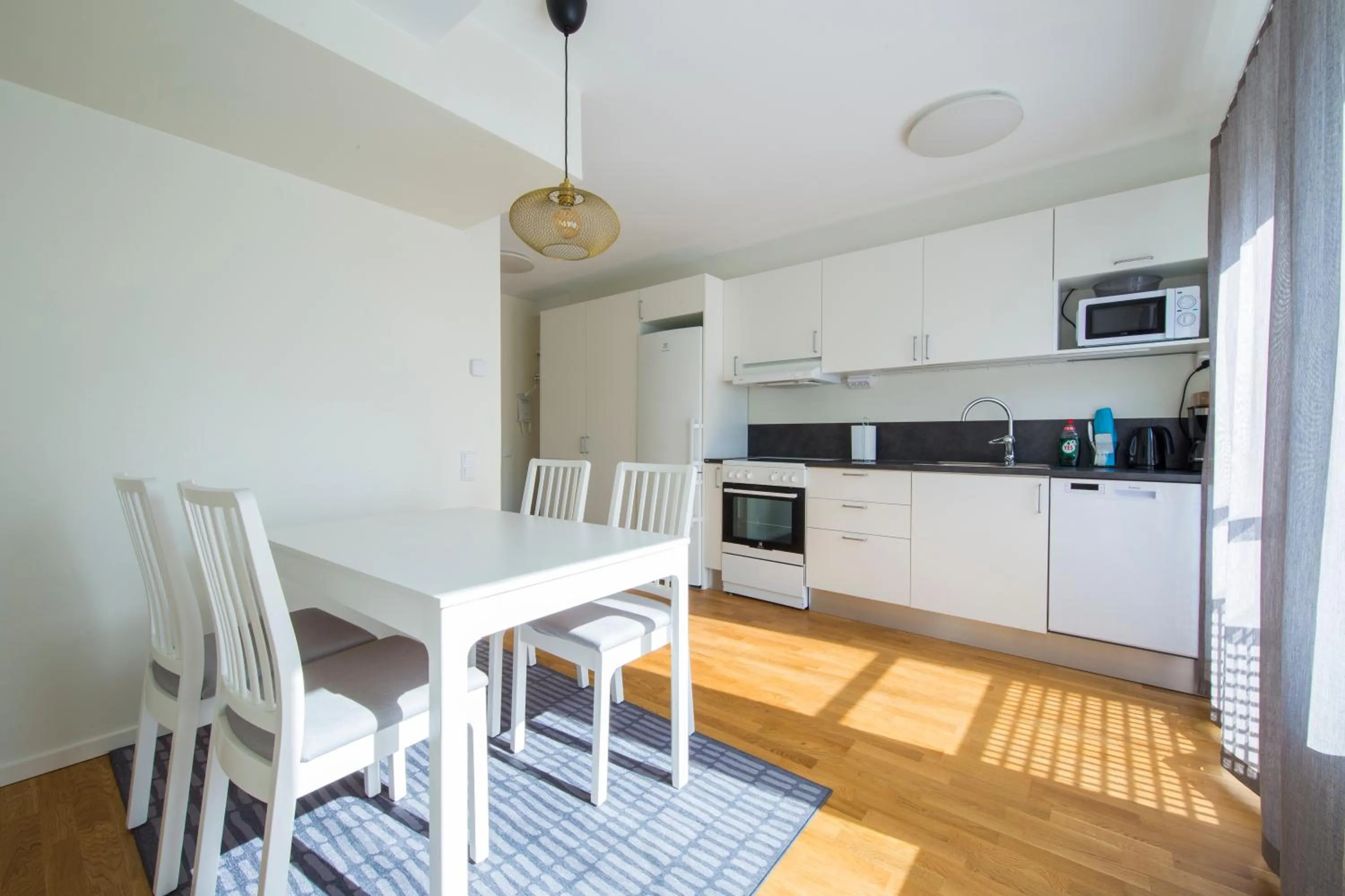 Dining area in Continental Apartment Hotel Sollentuna