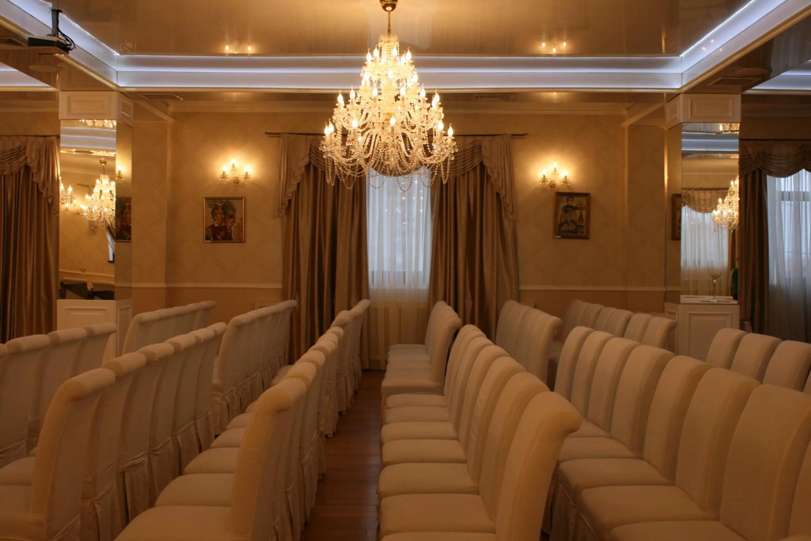 Business facilities in Hotel Papion