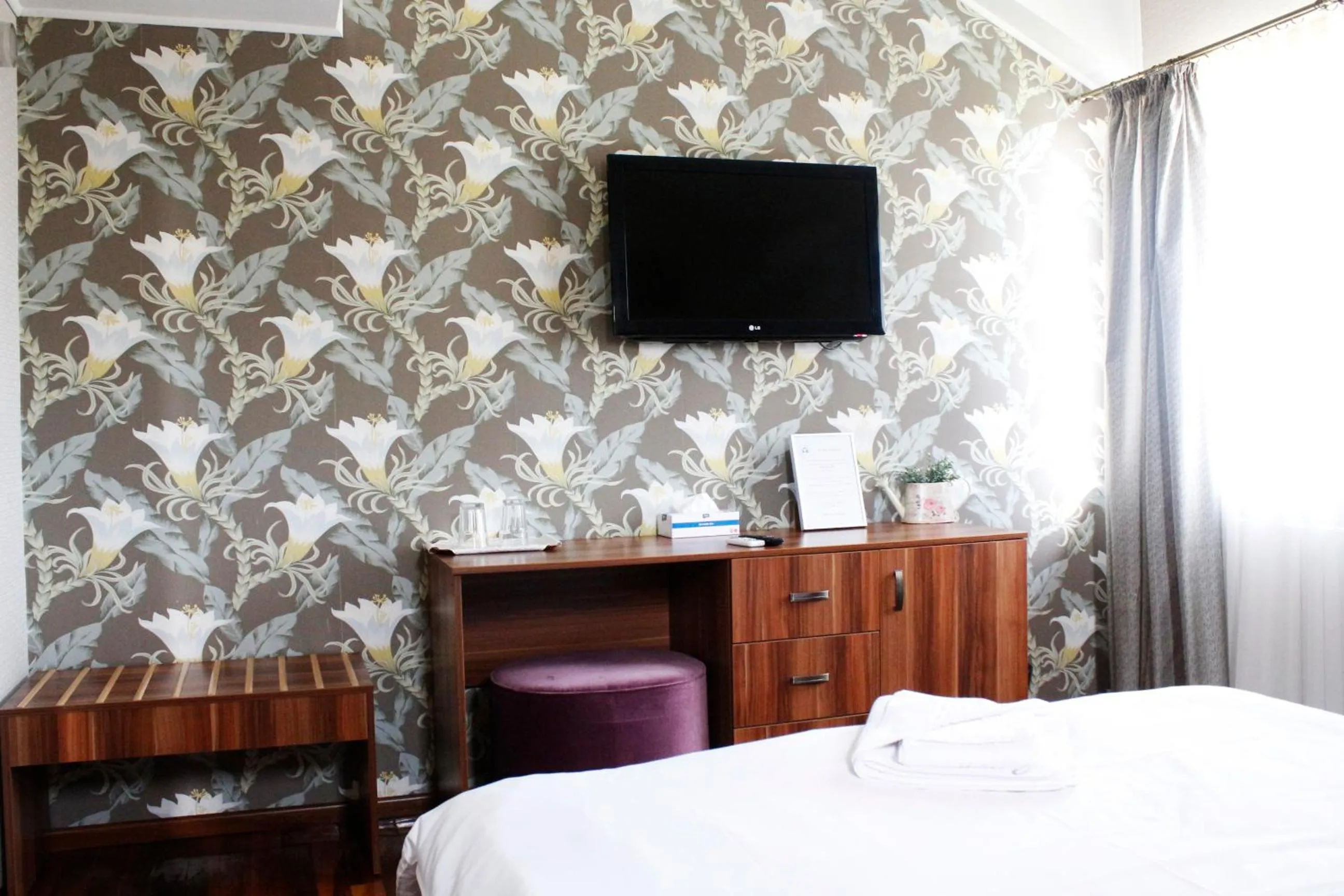 Bedroom, Bed in Hotel Papion