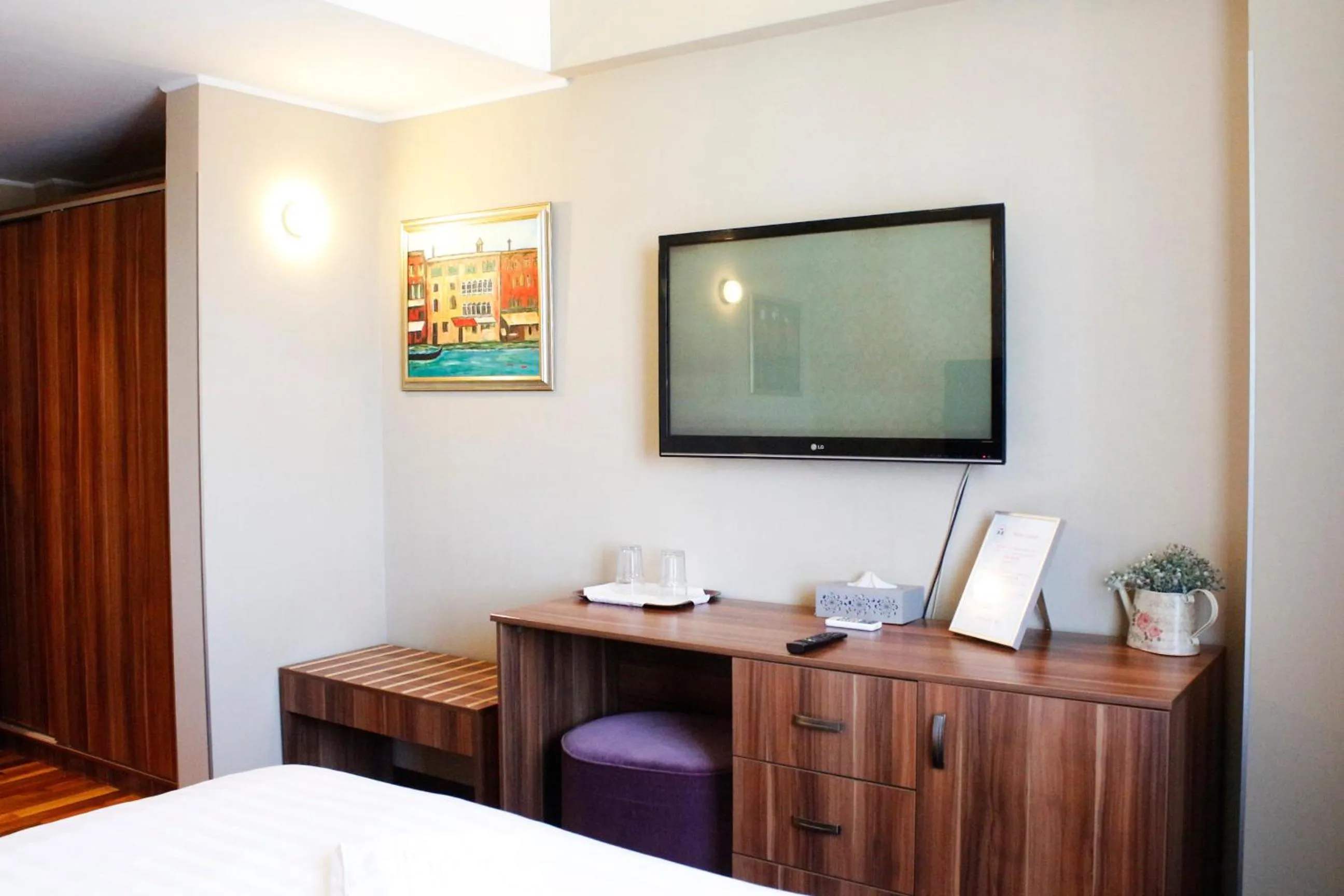 Bedroom, Bed in Hotel Papion