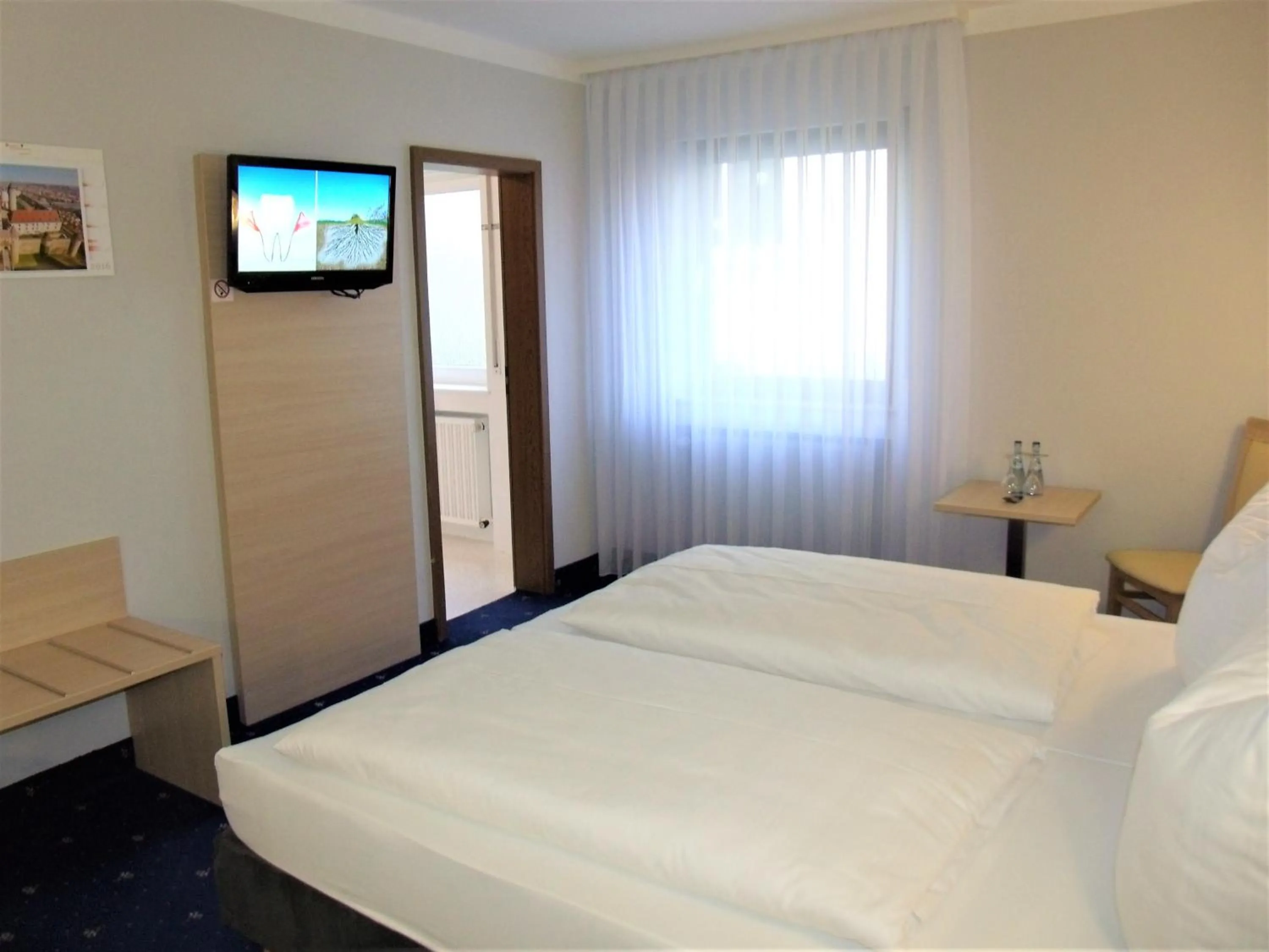 Photo of the whole room, Bed in Hotel Brehm